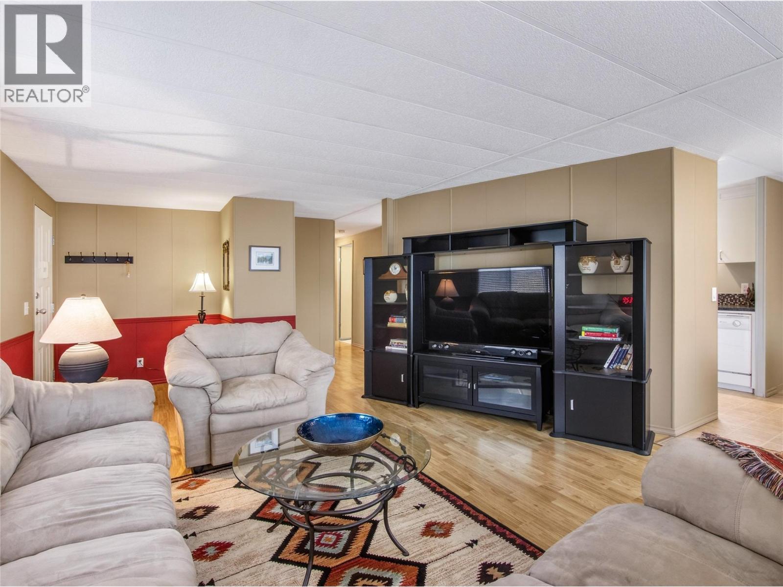 #9 999 Burnaby Avenue Unit# 9 - 8