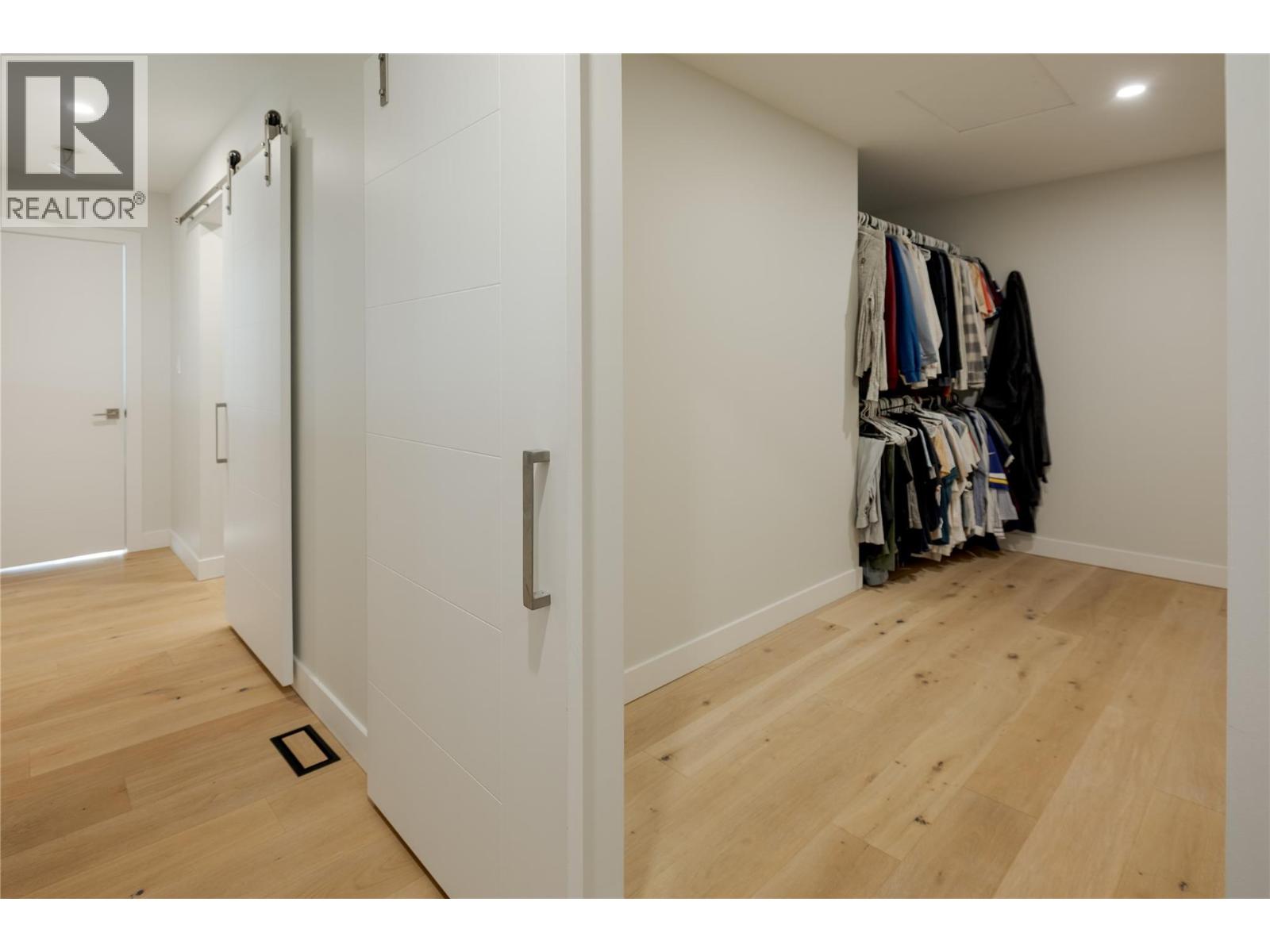 10942 RUSSELL ROAD - 20