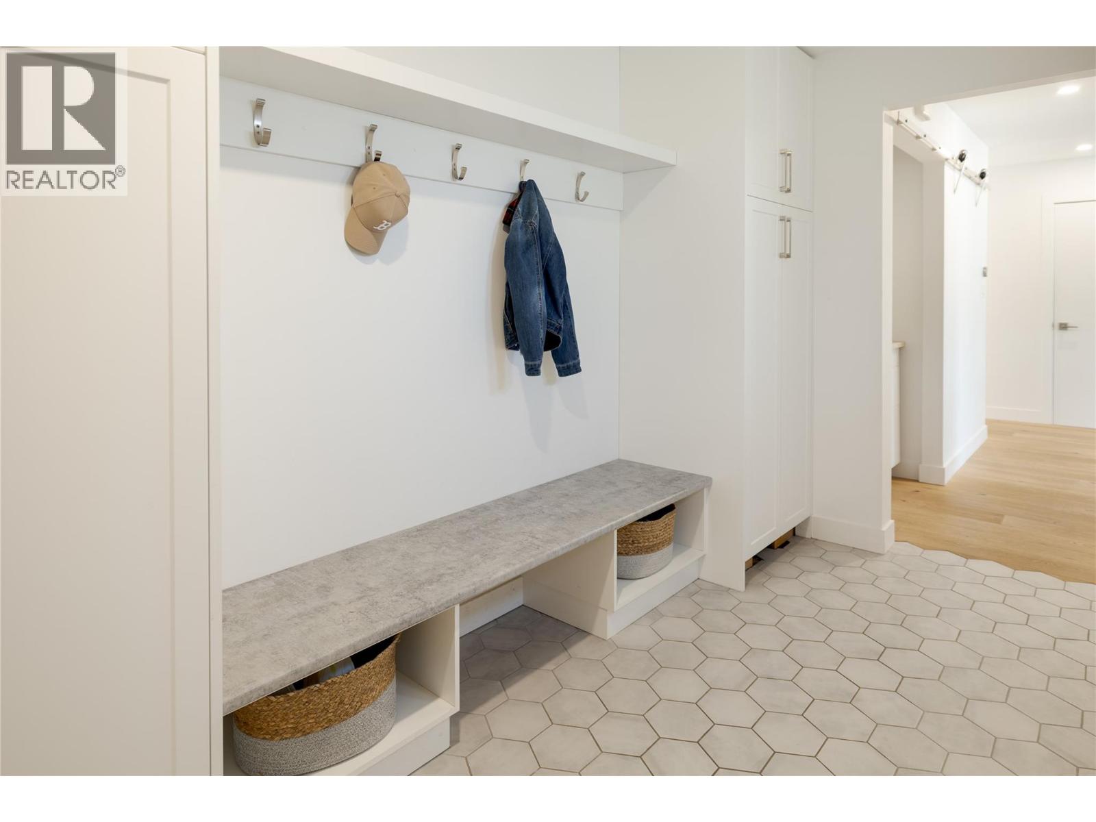 10942 RUSSELL ROAD - 25