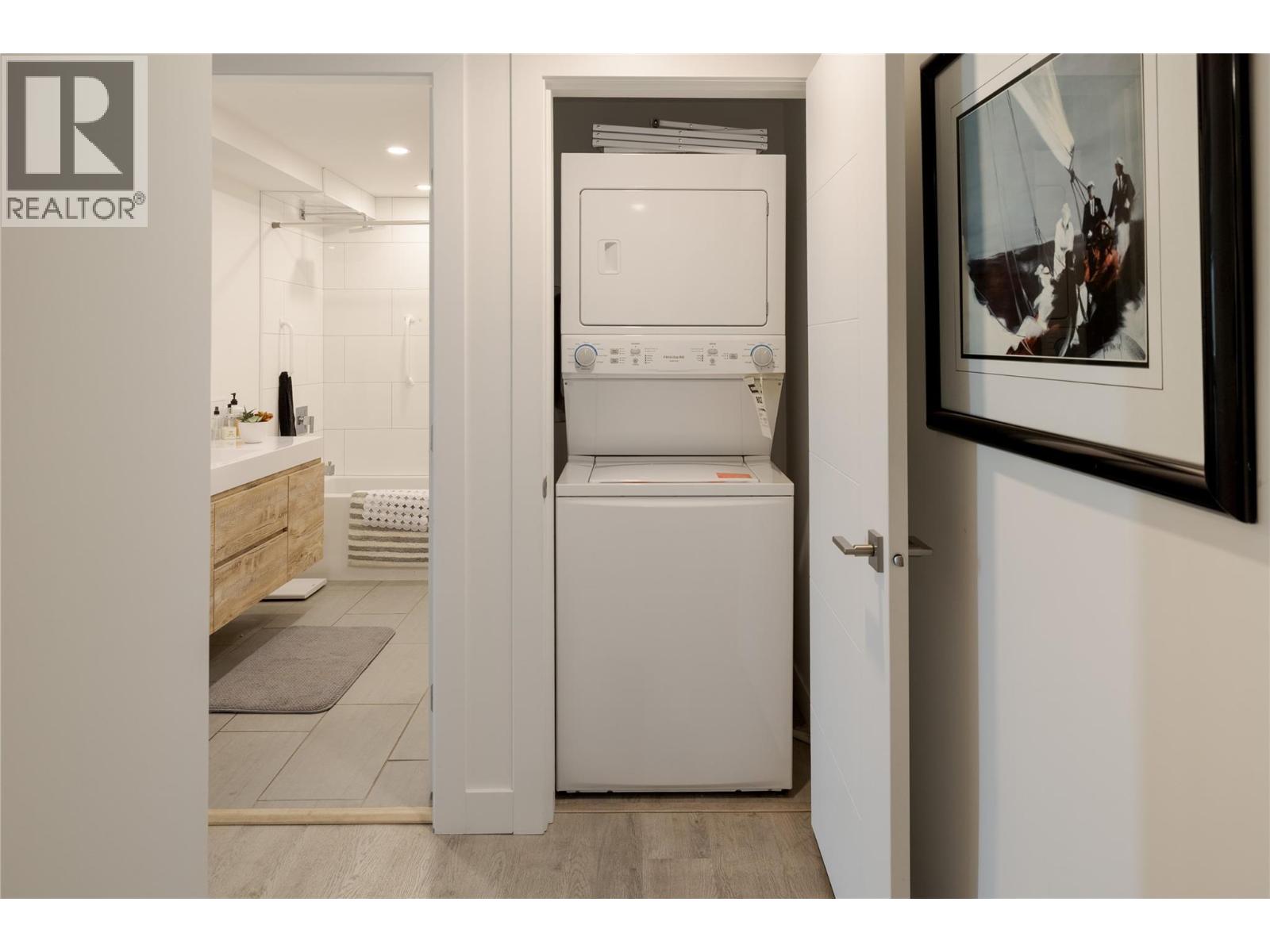 10942 RUSSELL ROAD - 36