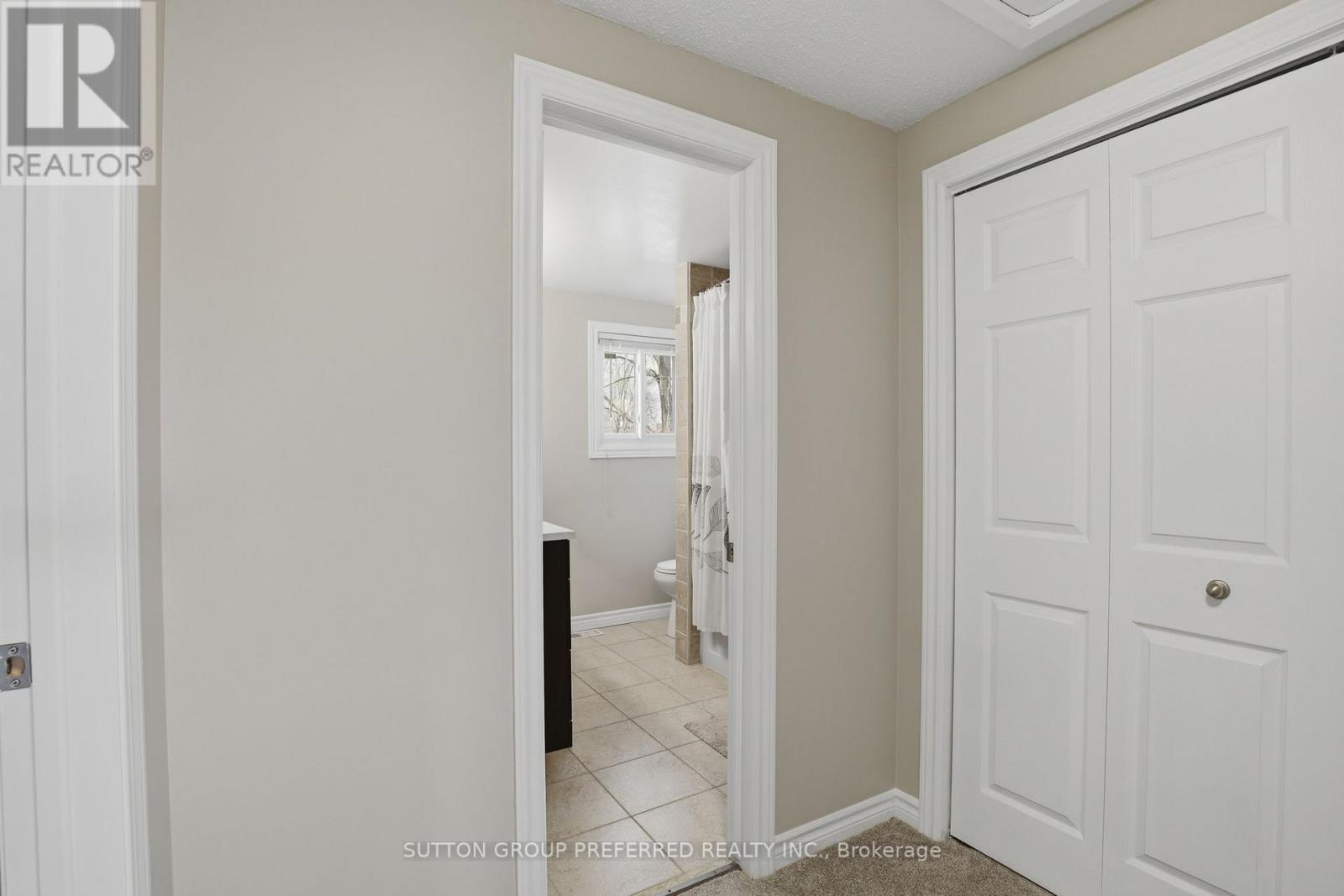 38 ALAYNE CRESCENT Property Photo