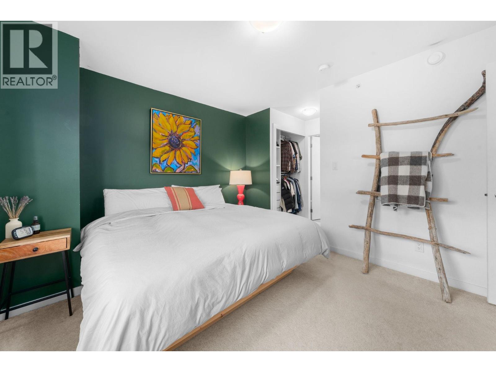 20 39769 GOVERNMENT ROAD, Squamish