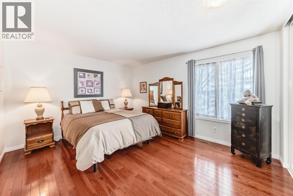 157 Hawkstone Manor NW, Calgary, Alberta