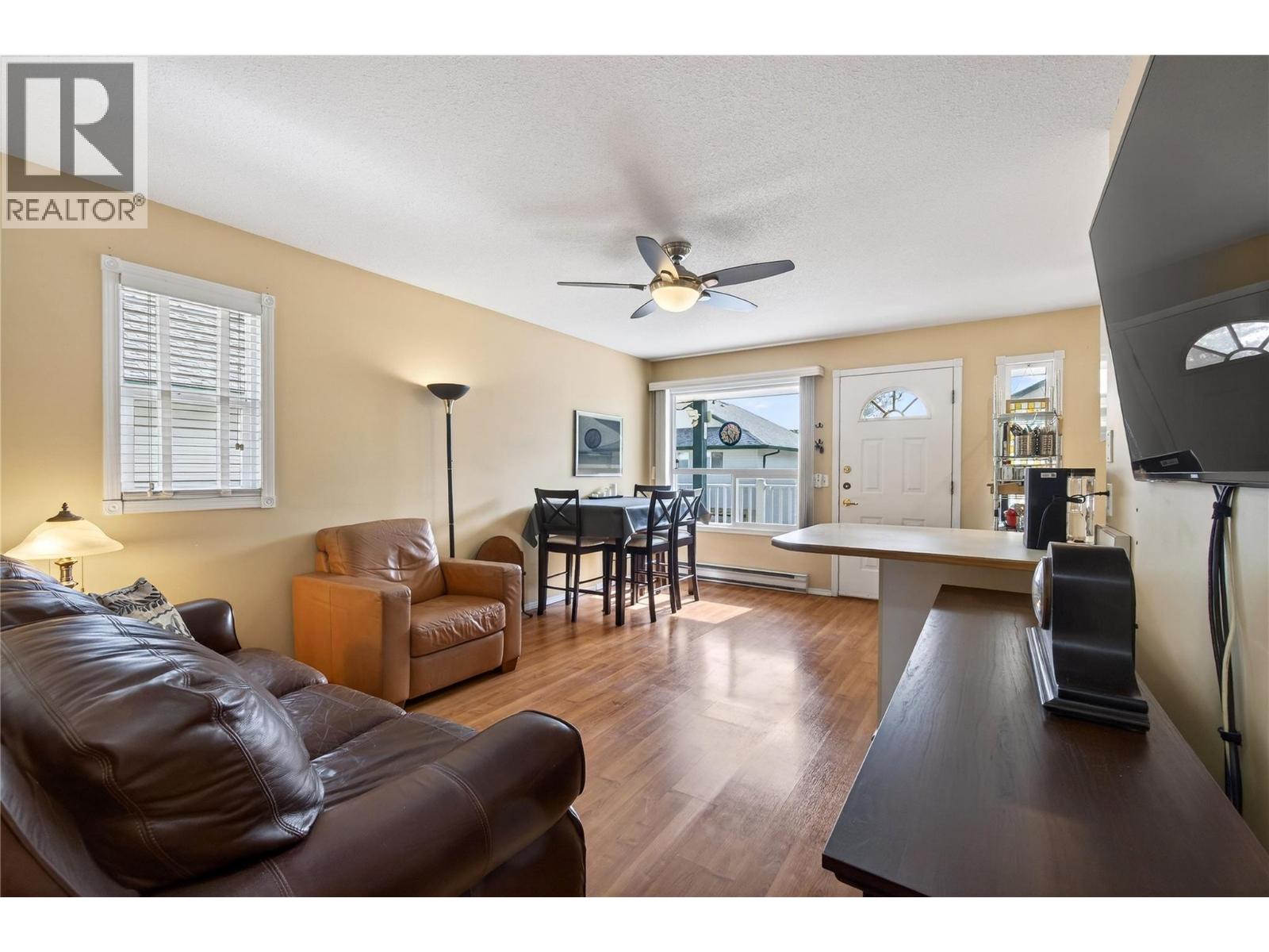 #46 505 Poage Avenue Unit# 46 - 7