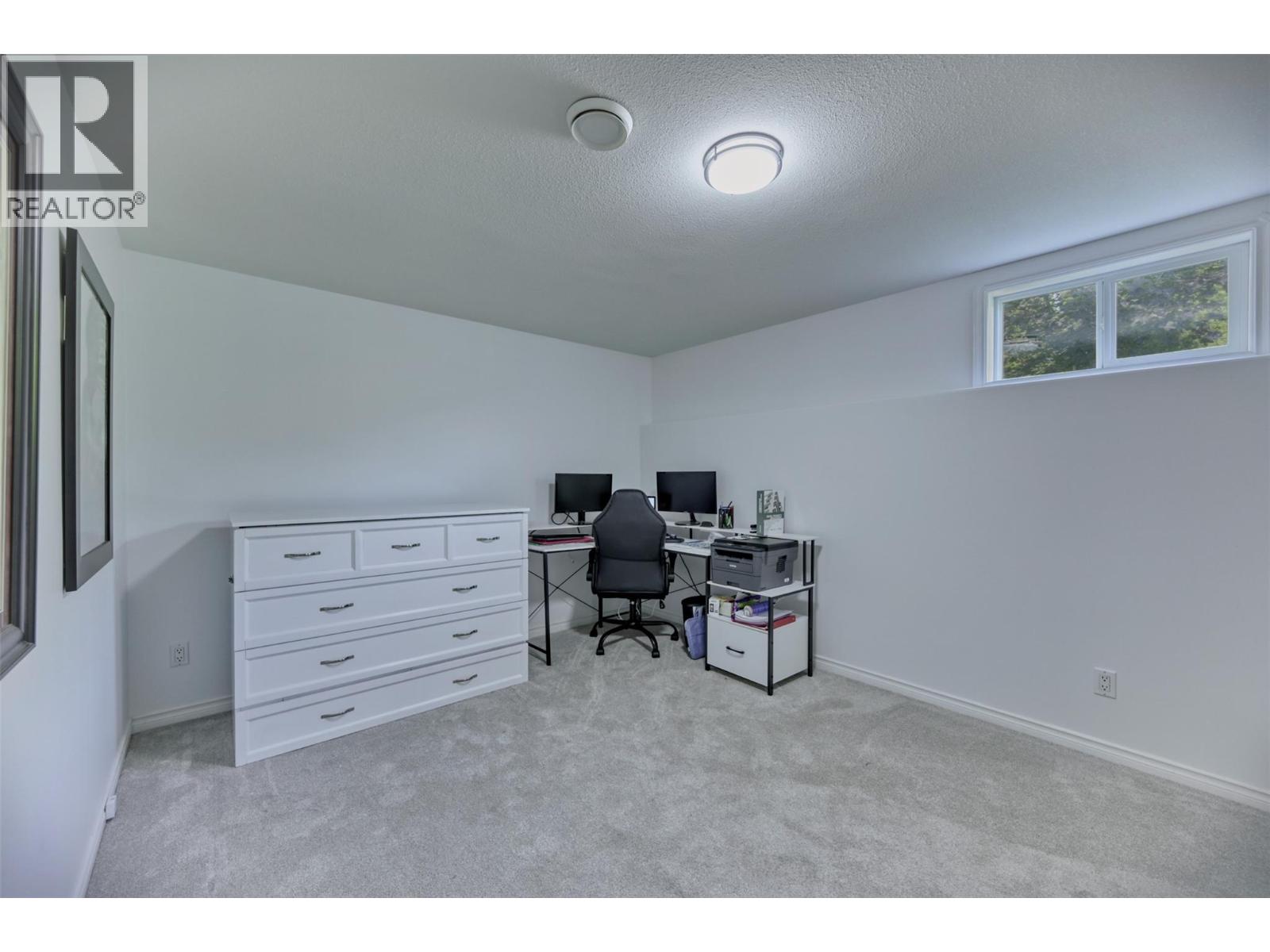 11629 97th Highway, Osoyoos