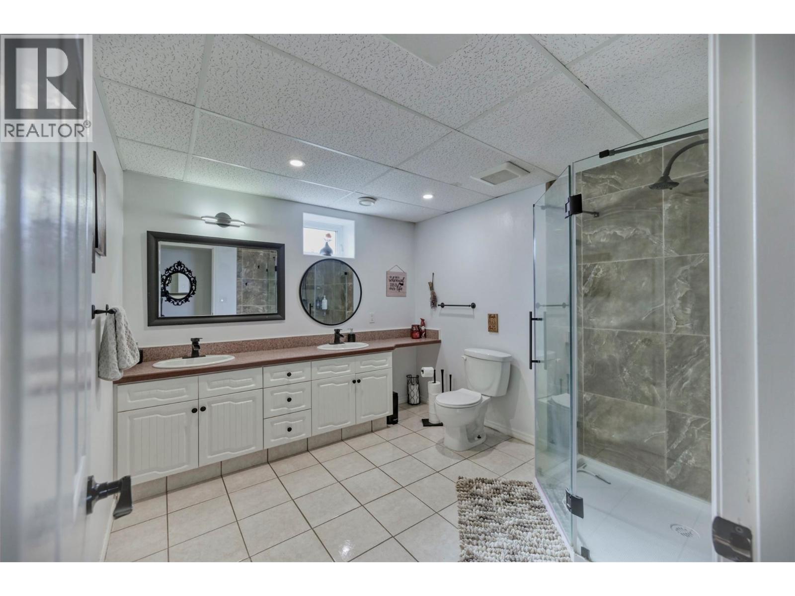 11629 97th Highway, Osoyoos