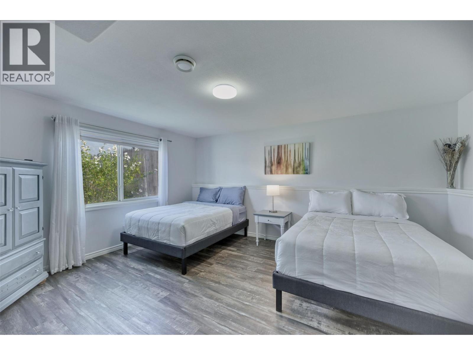 11629 97th Highway, Osoyoos