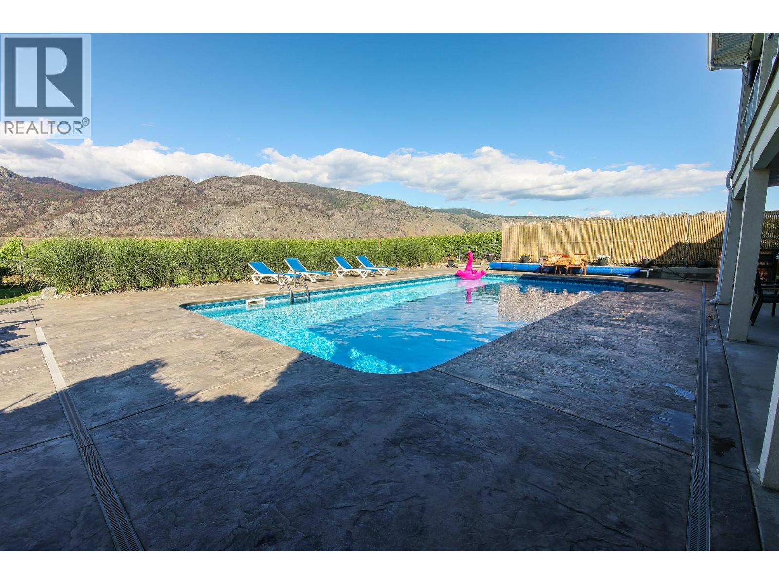 11629 97th Highway, Osoyoos