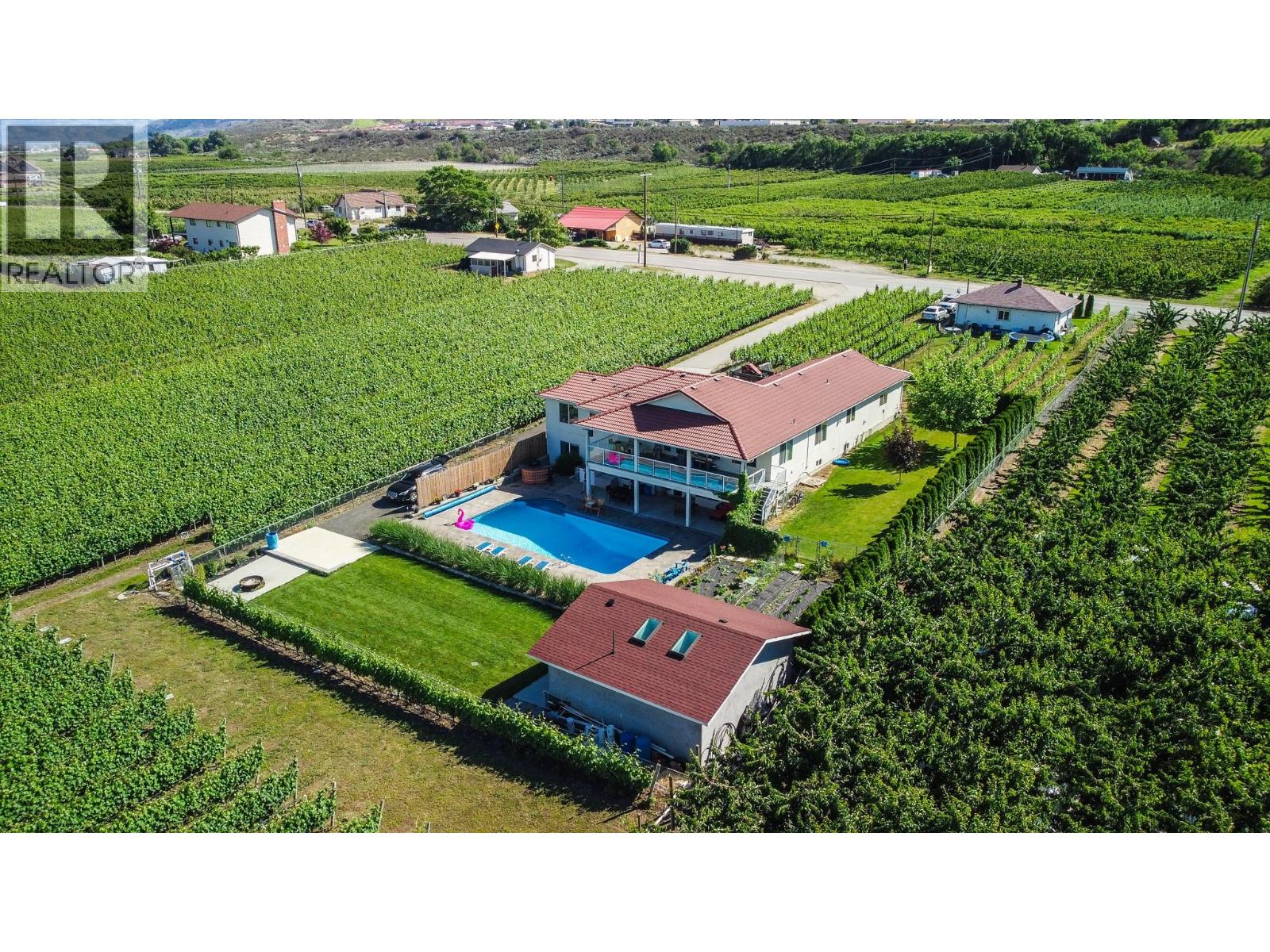 11629 97th Highway, Osoyoos