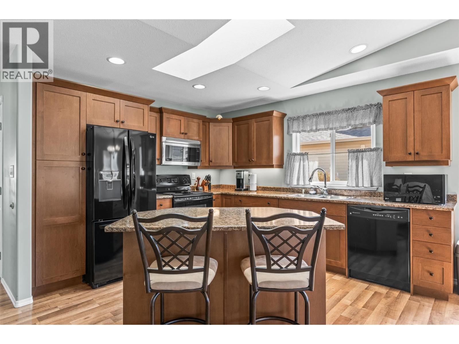 1131 1 Street N - 16