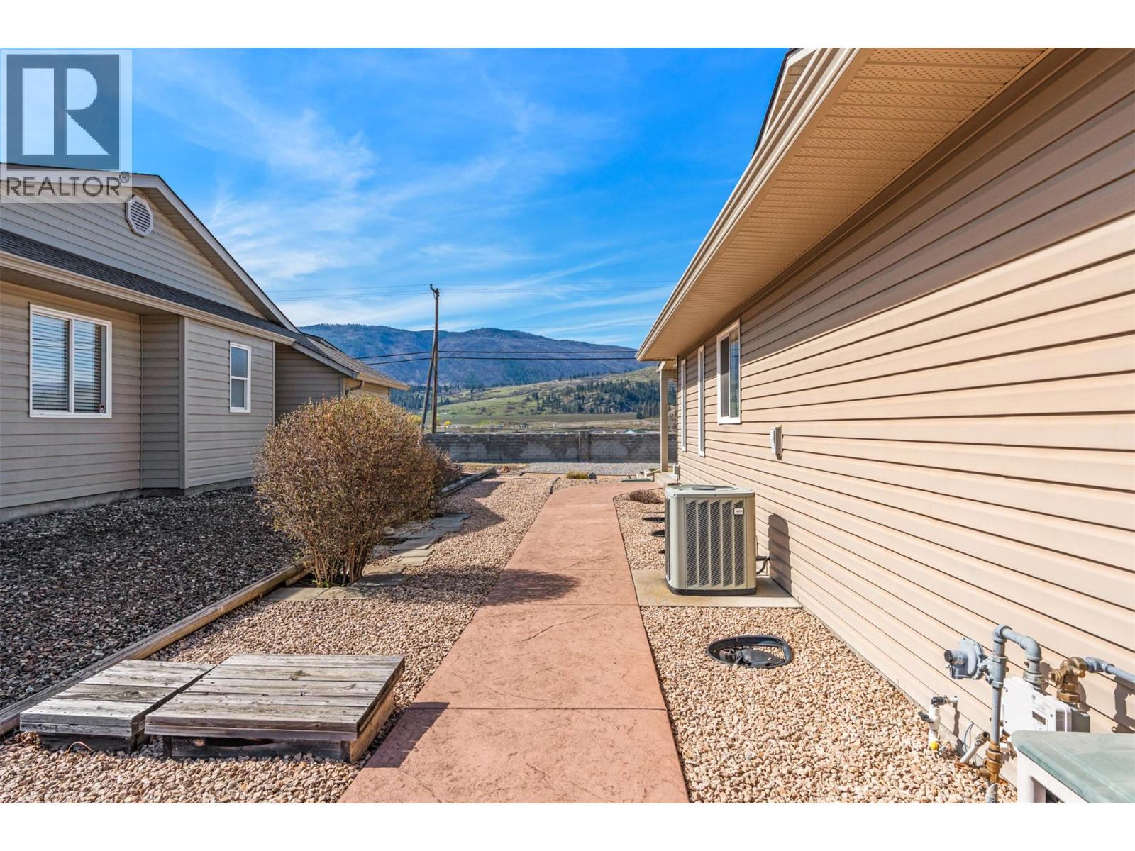 1131 1 Street N, Vernon