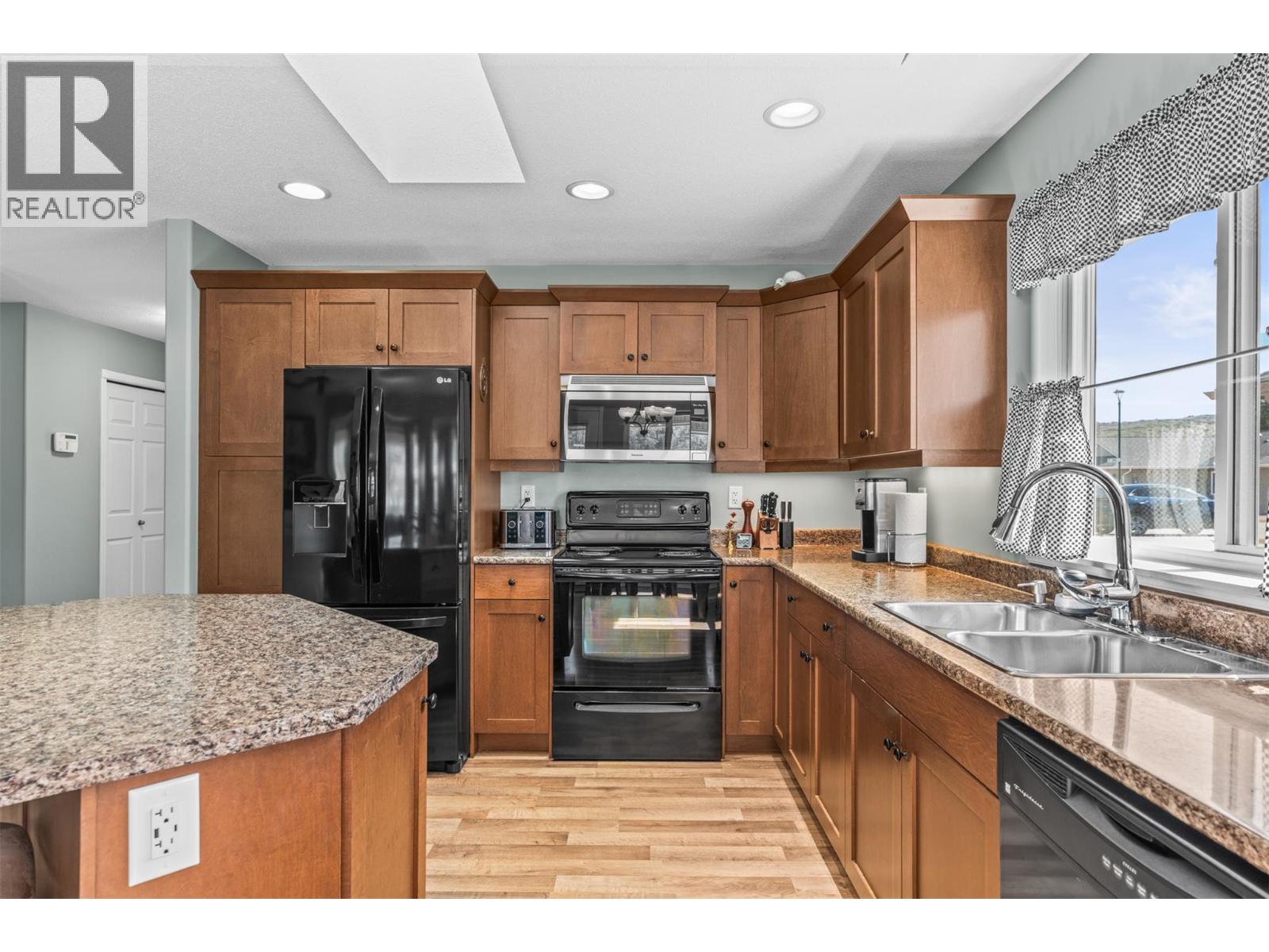 1131 1 Street N - 17