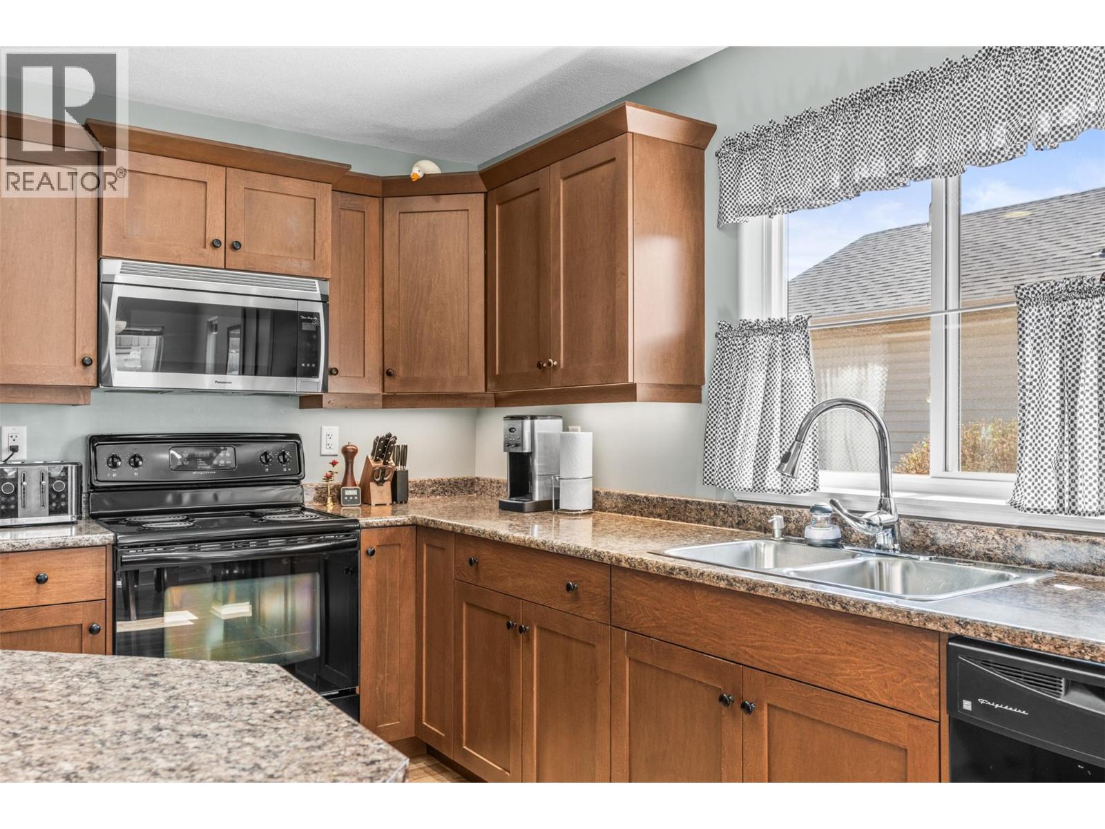 1131 1 Street N - 18