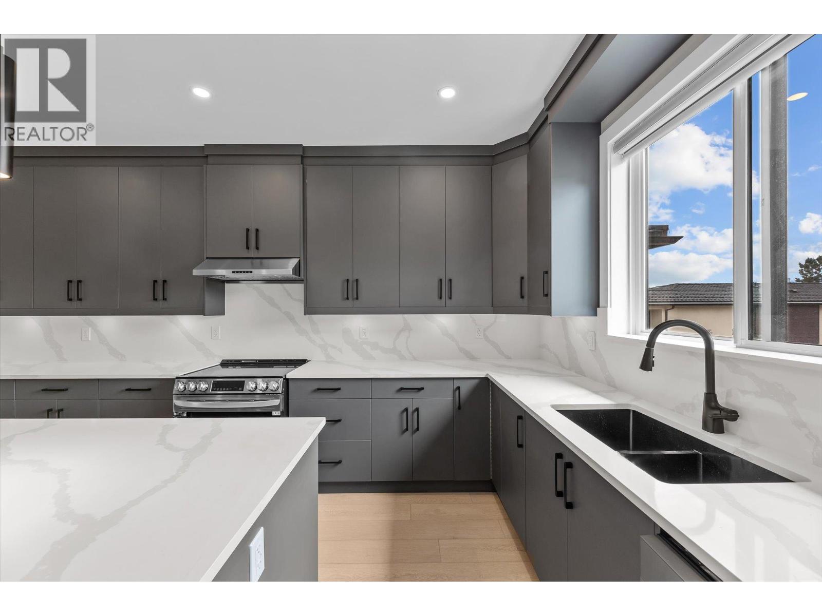  1793 Viewpoint Drive, Westbank