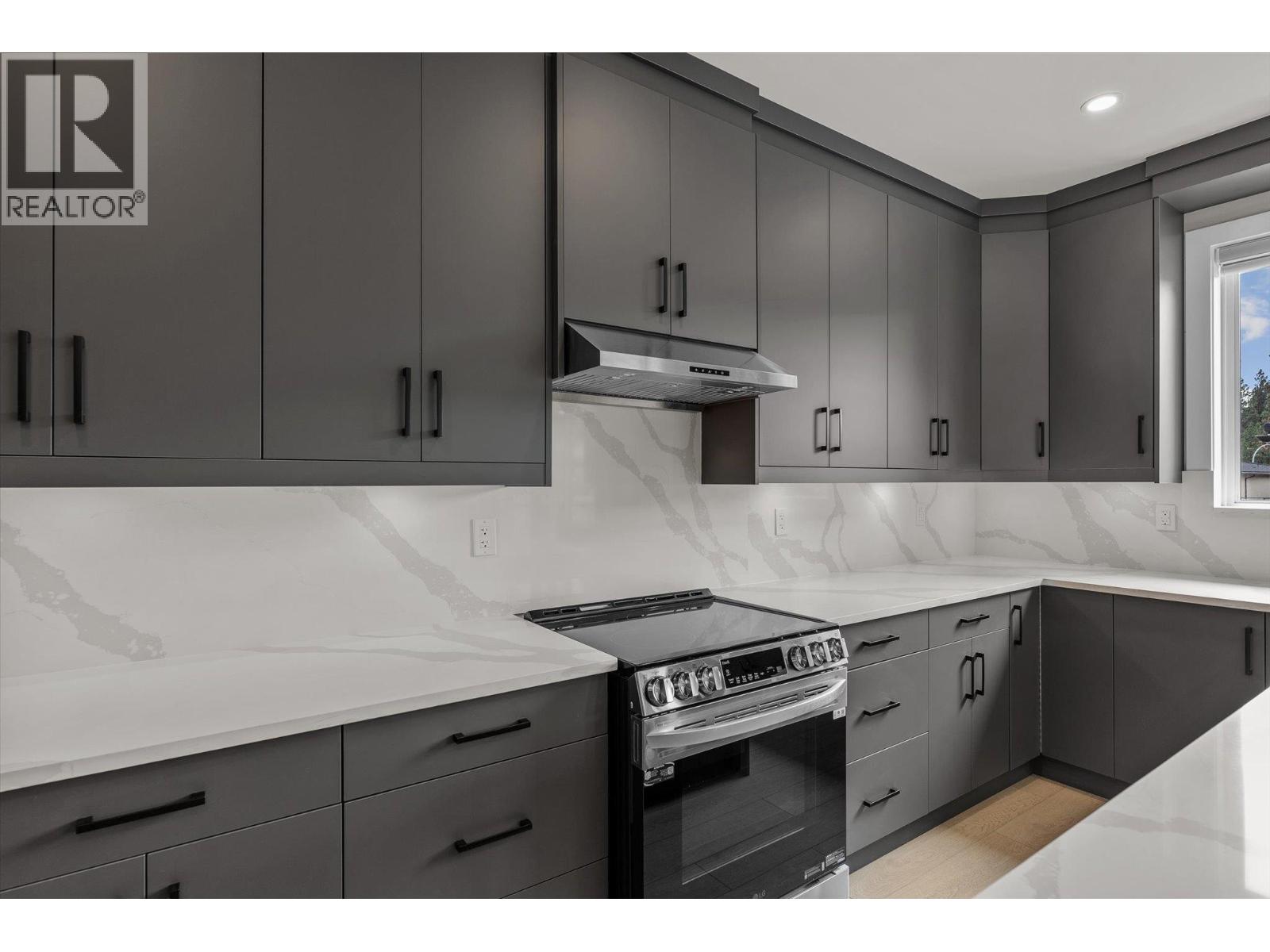 1793 Viewpoint Drive - 6