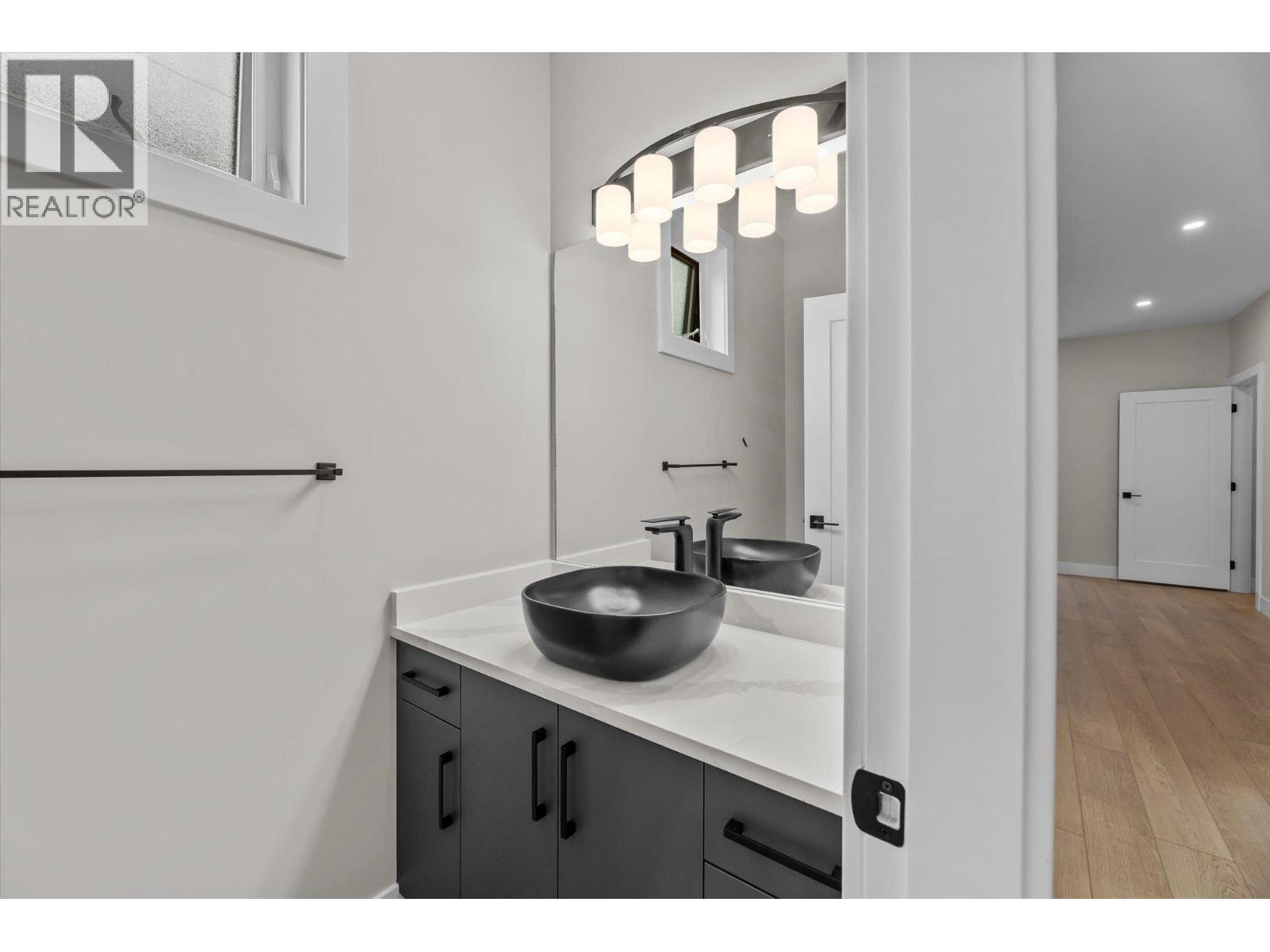  1793 Viewpoint Drive, Westbank