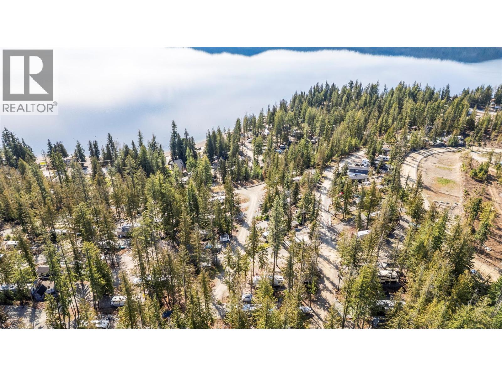  5363 Squilax-Anglemont Road, Celista