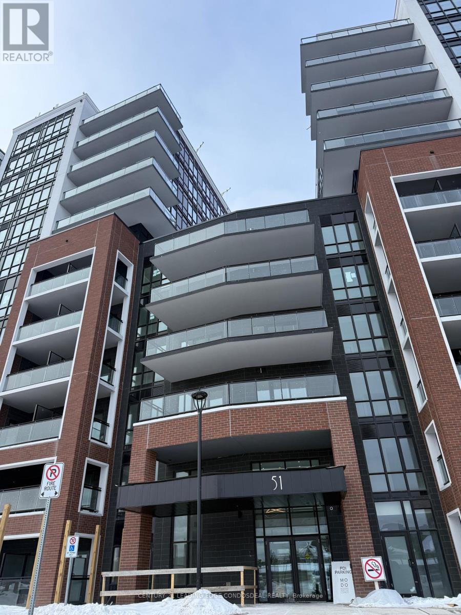 621 - 51 CLARINGTON BOULEVARD