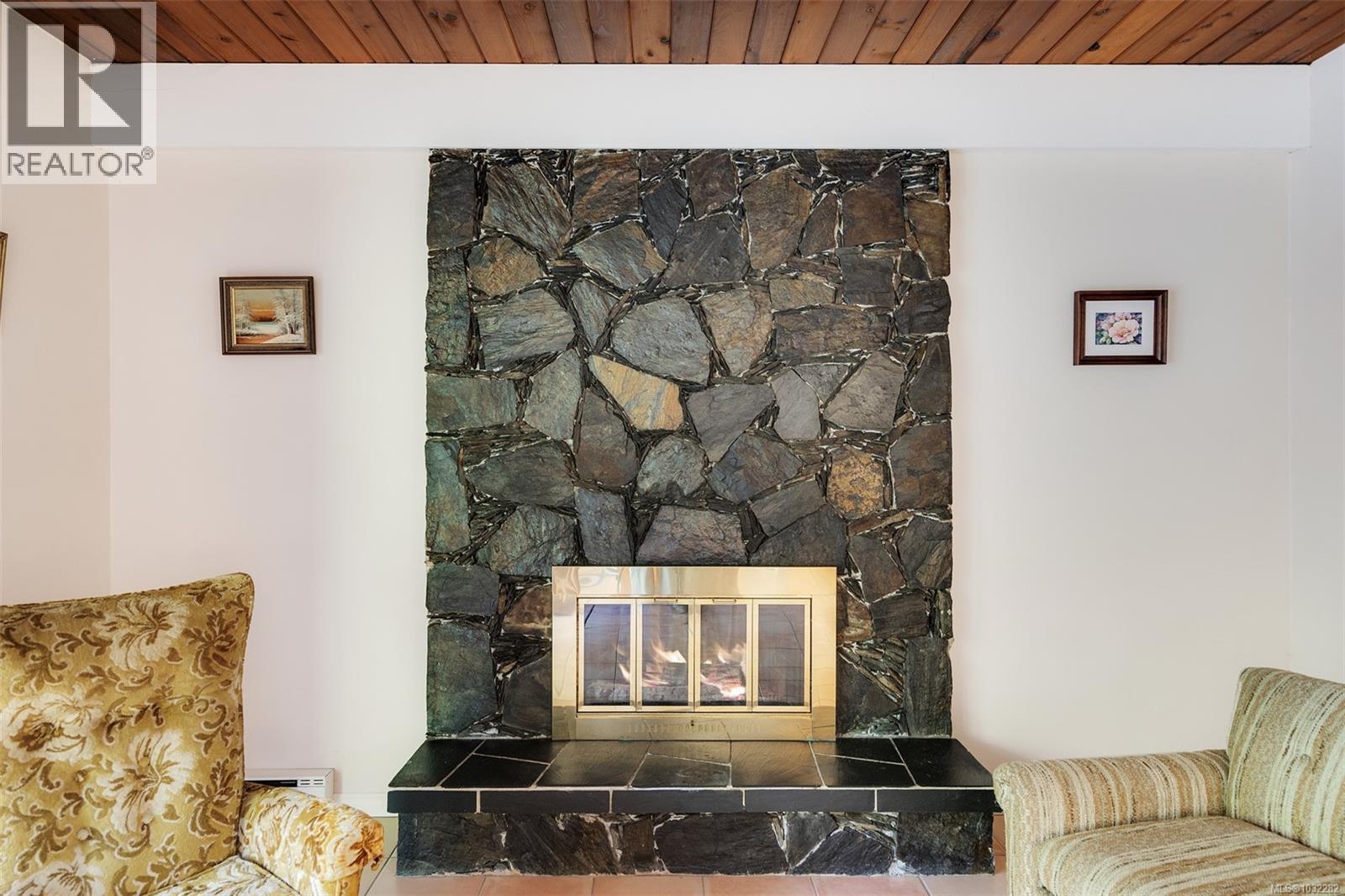  780 Helvetia Crescent, Saanich