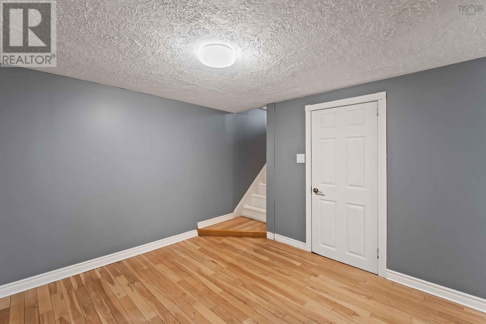 Property 26 of 50 of 21 Sherry Avenue