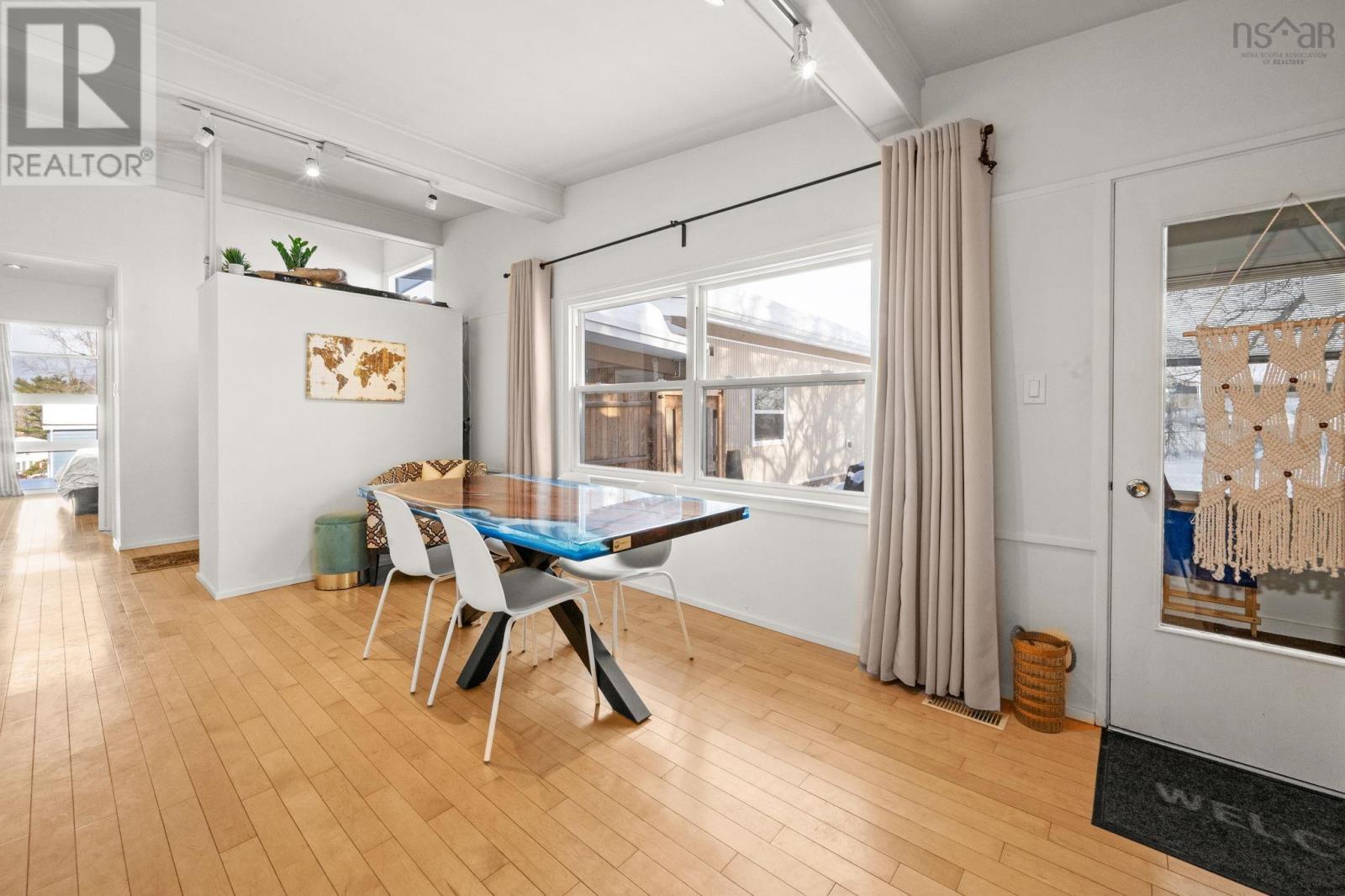 Property 42 of 47 of 6 Lavinia Street