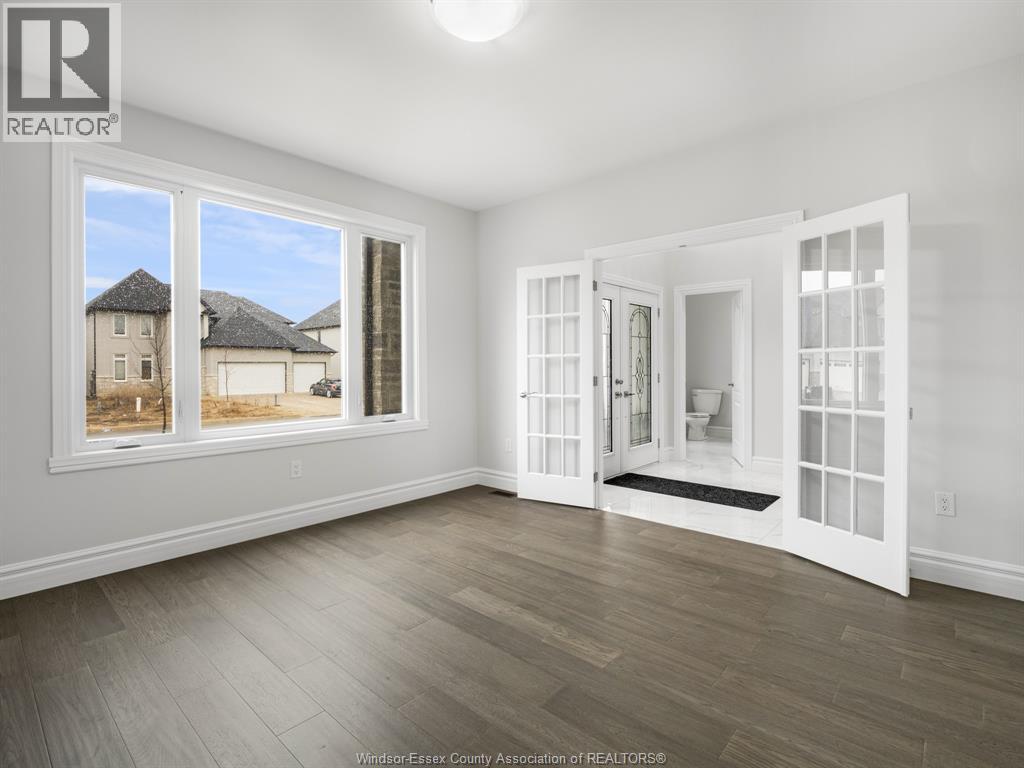 216 Cowan COURT - 7