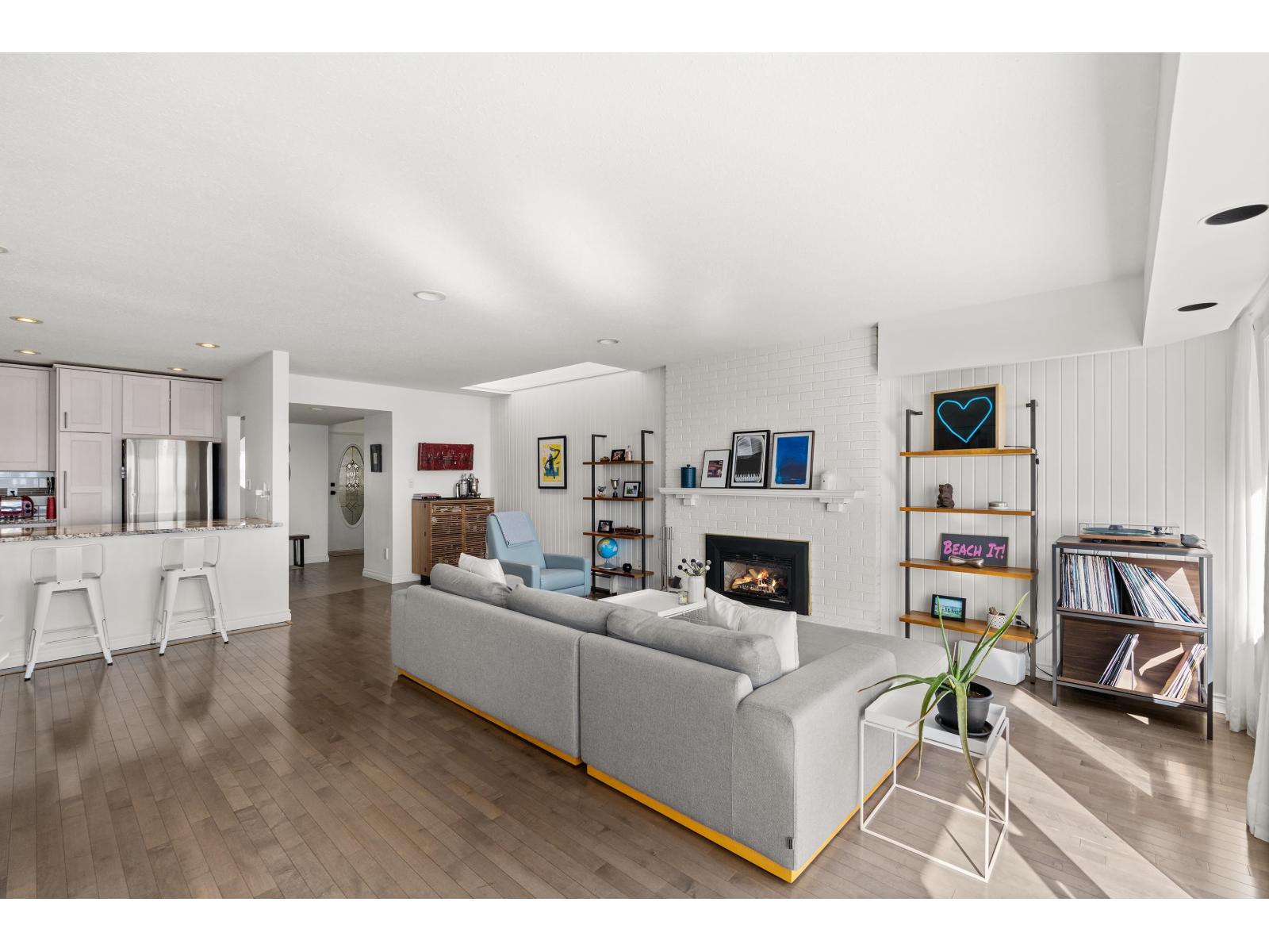 15066 ROYAL AVENUE, White Rock