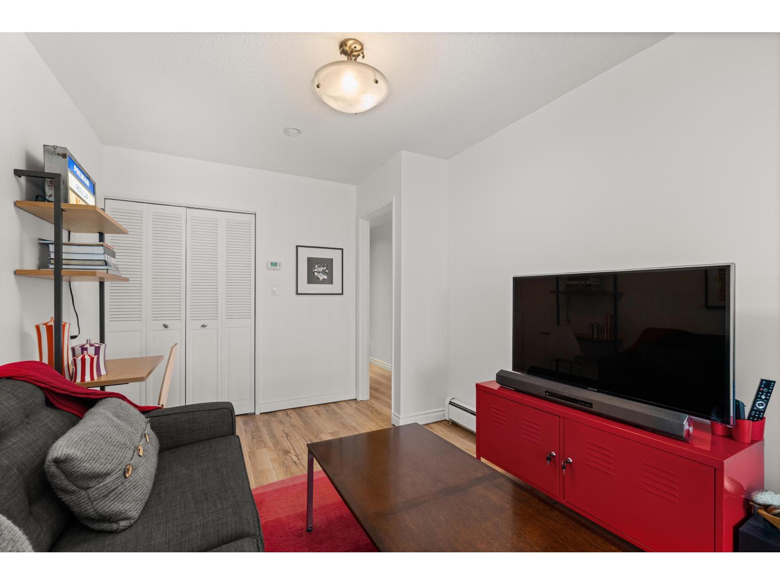 15066 ROYAL AVENUE, White Rock