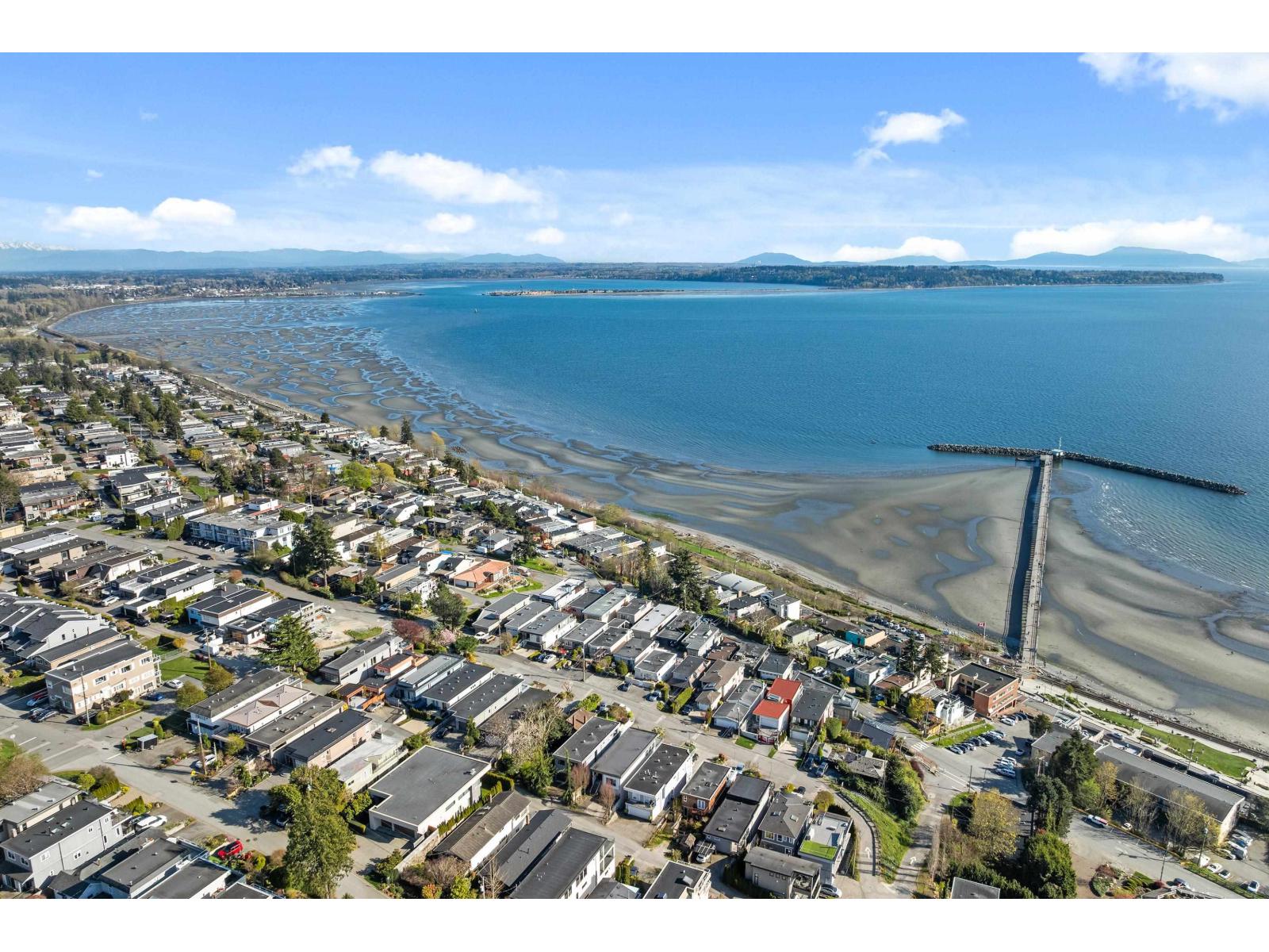 15066 ROYAL AVENUE, White Rock