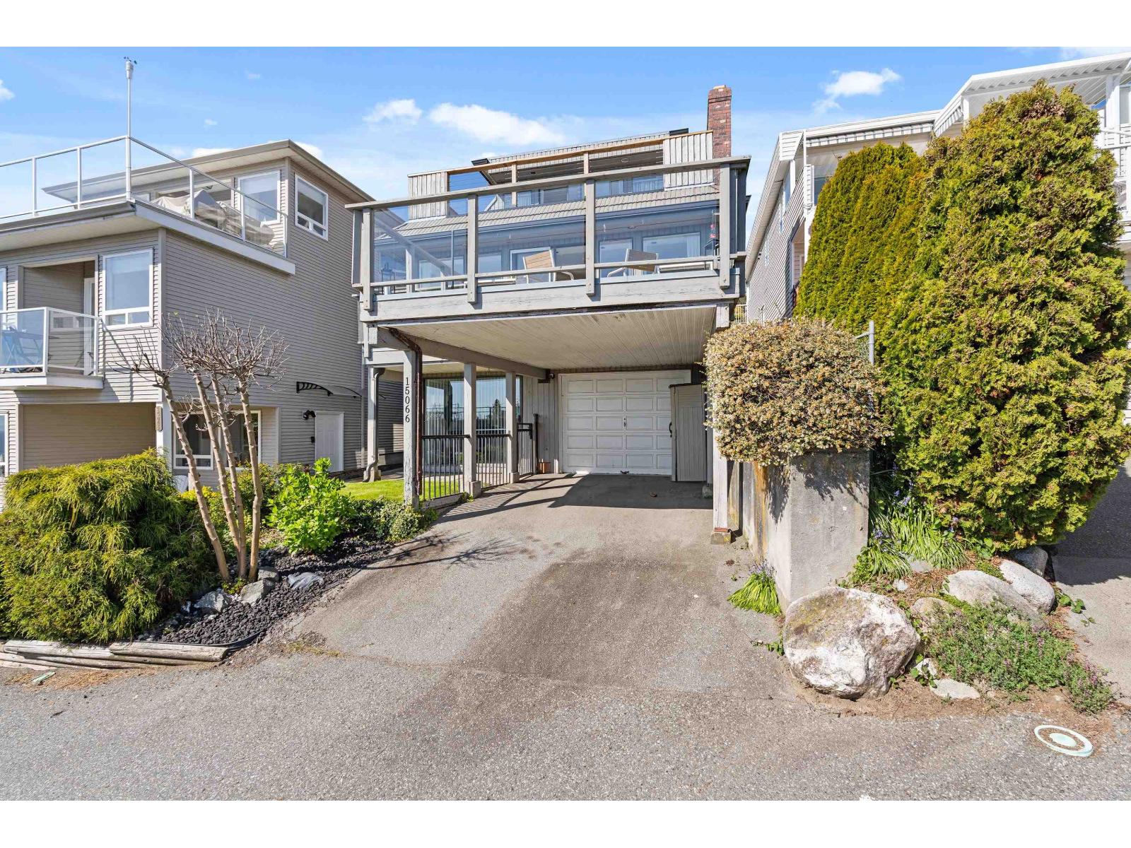 15066 ROYAL AVENUE, White Rock