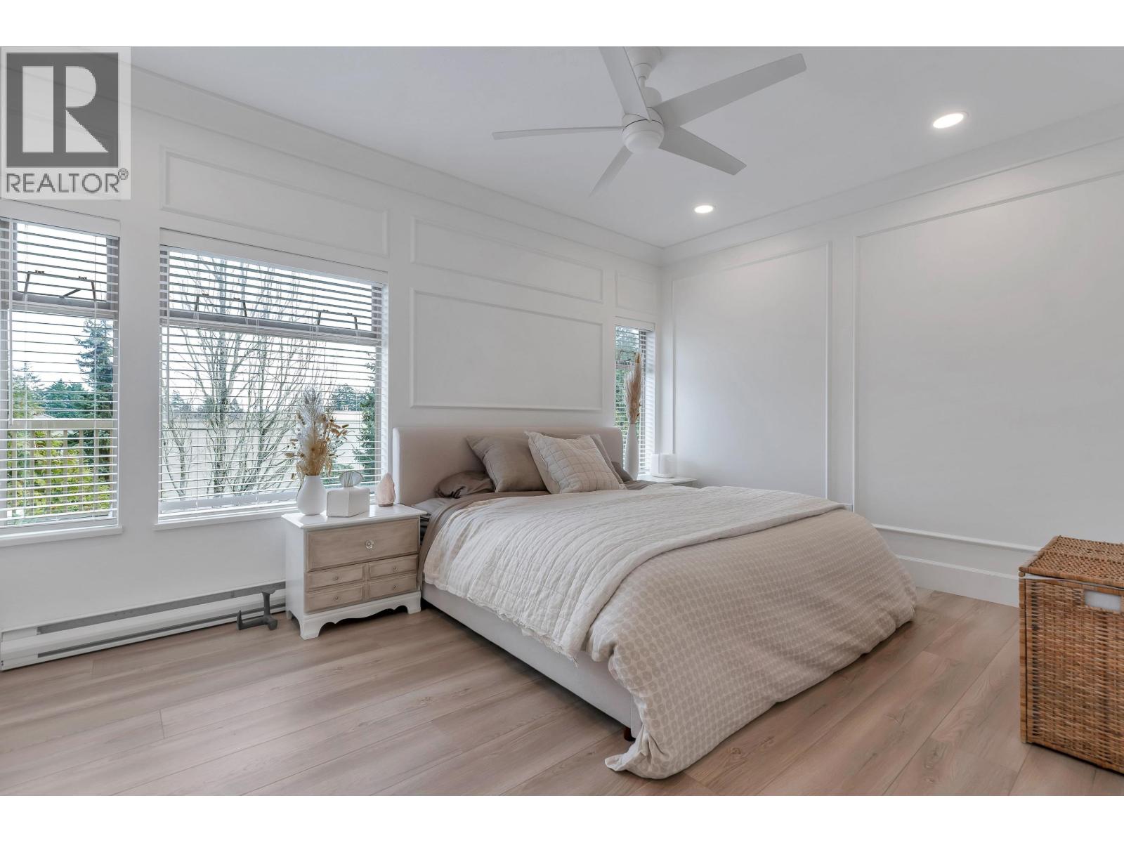 #301-1118 55 Street, Delta