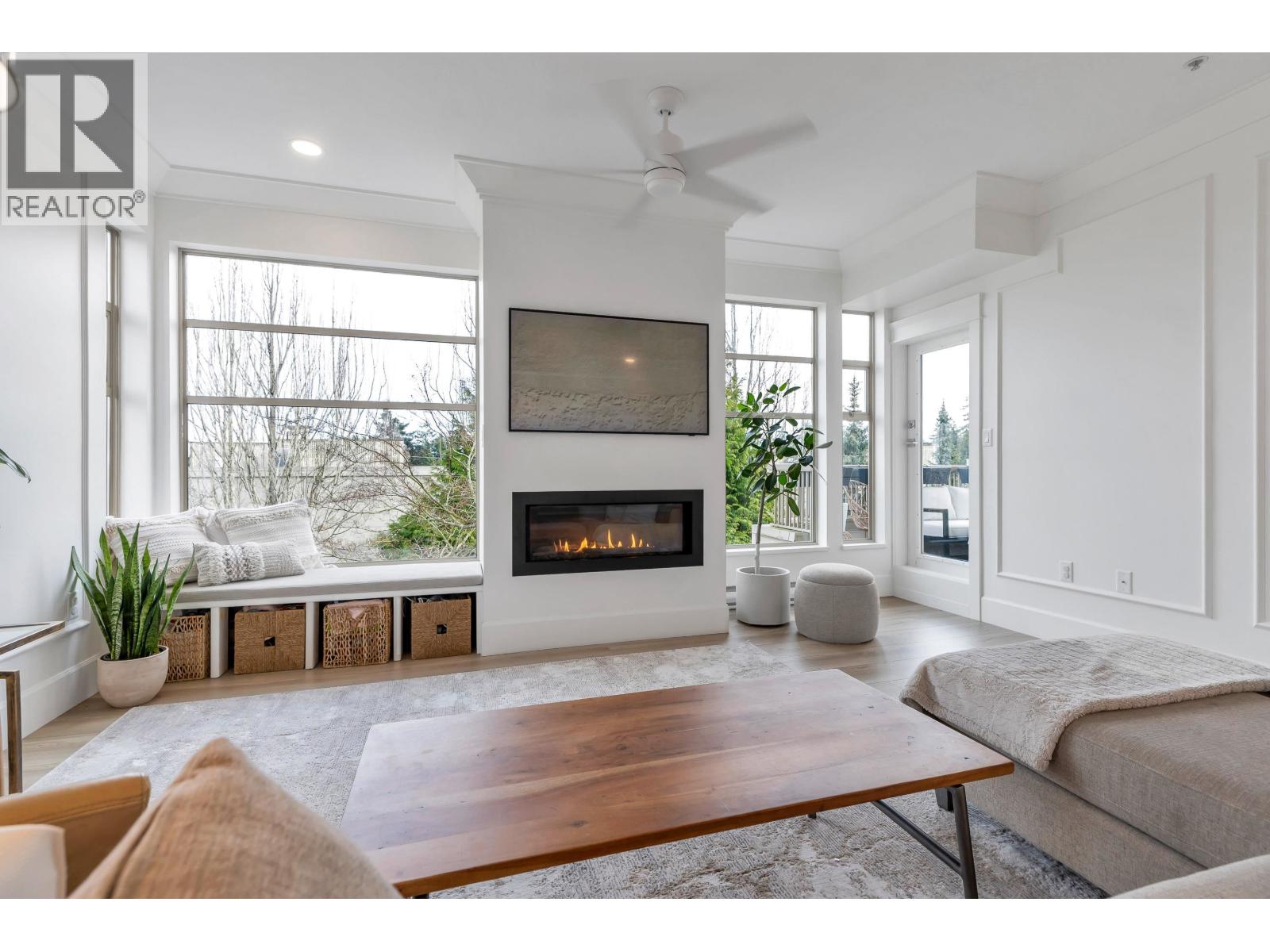 #301-1118 55 Street, Delta