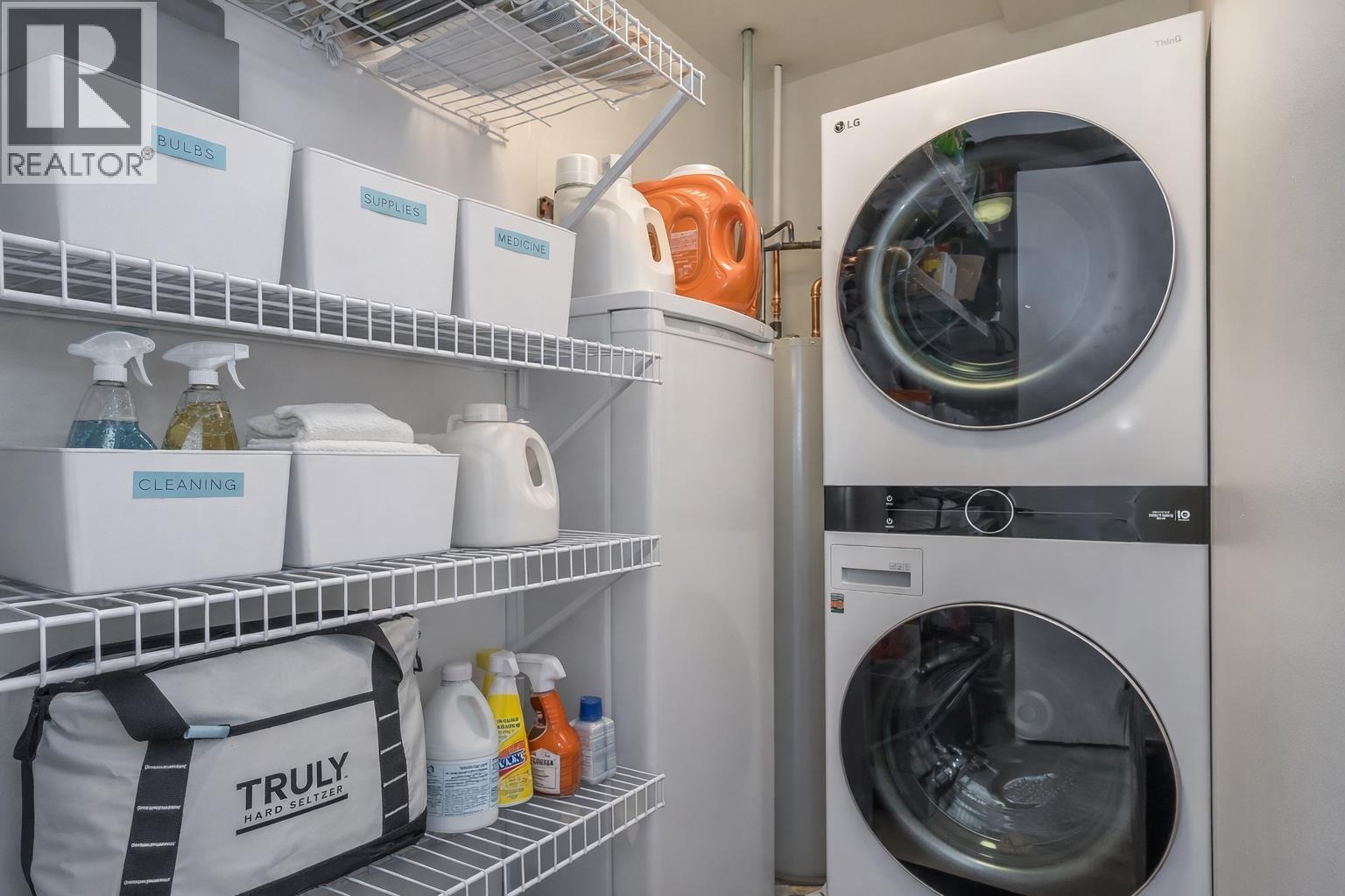 #301-1118 55 Street, Delta