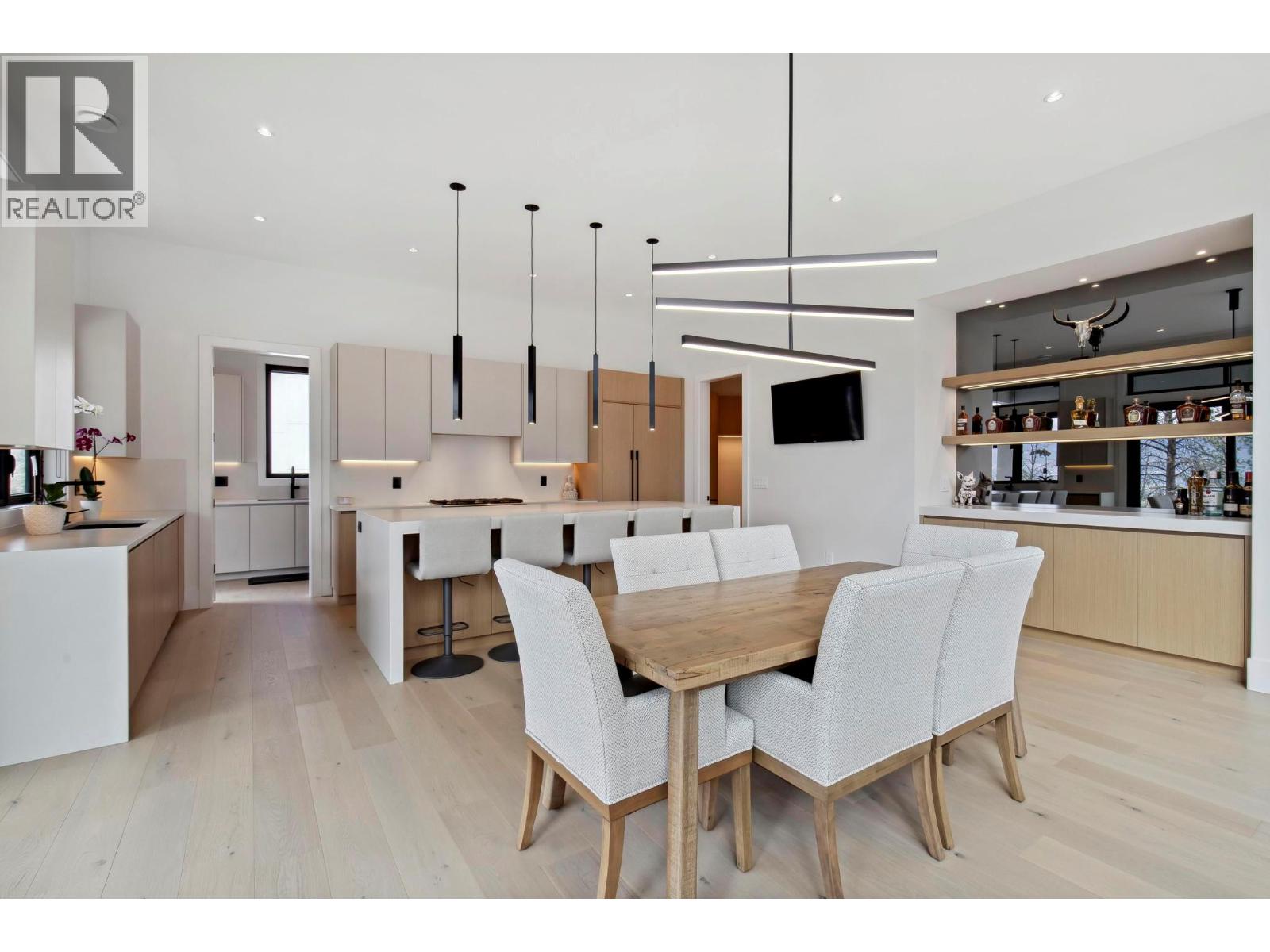 1561 Cabernet Court, West Kelowna