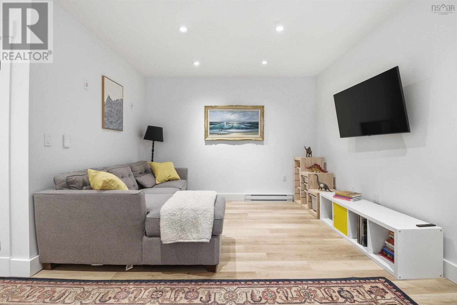 Property 14 of 43 of 5873 Cabot Street