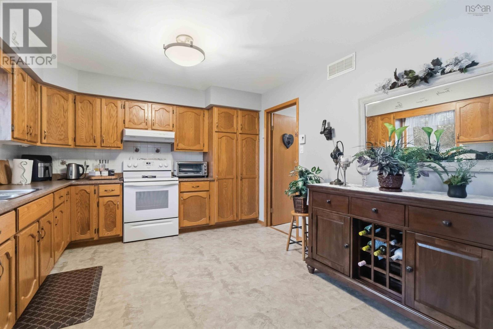 Property 27 of 46 of 1850 Lawrencetown Road