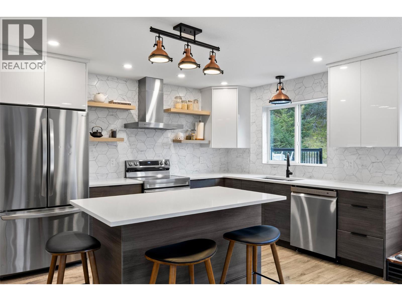 324 ORCHARD LAKE ROAD - 11