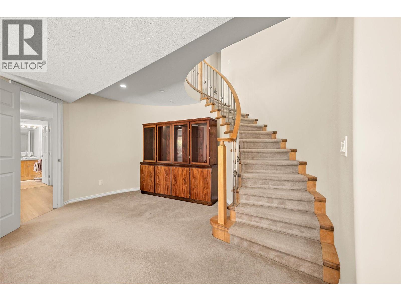 6157 Gillam Crescent, Peachland