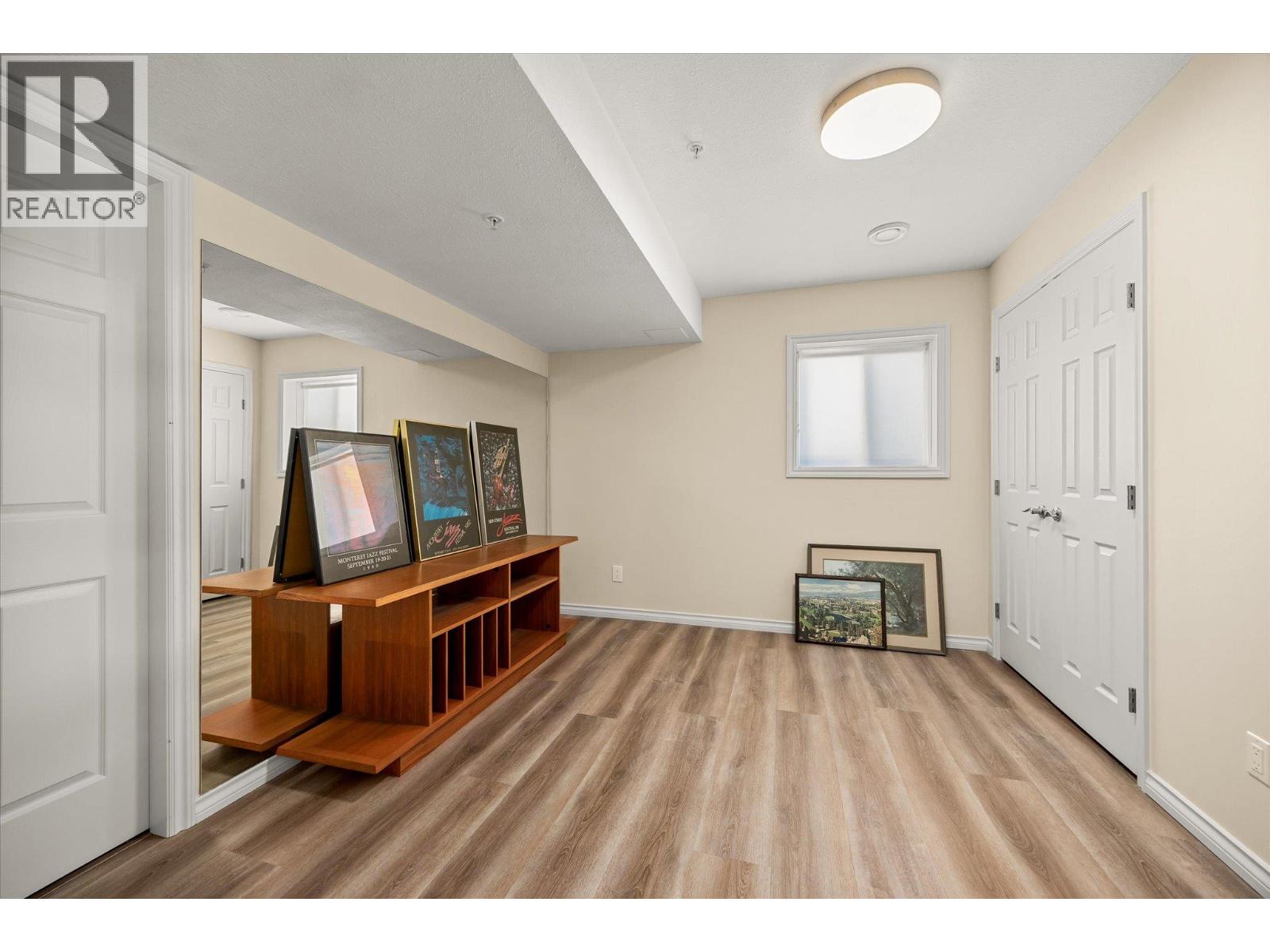 6157 Gillam Crescent, Peachland