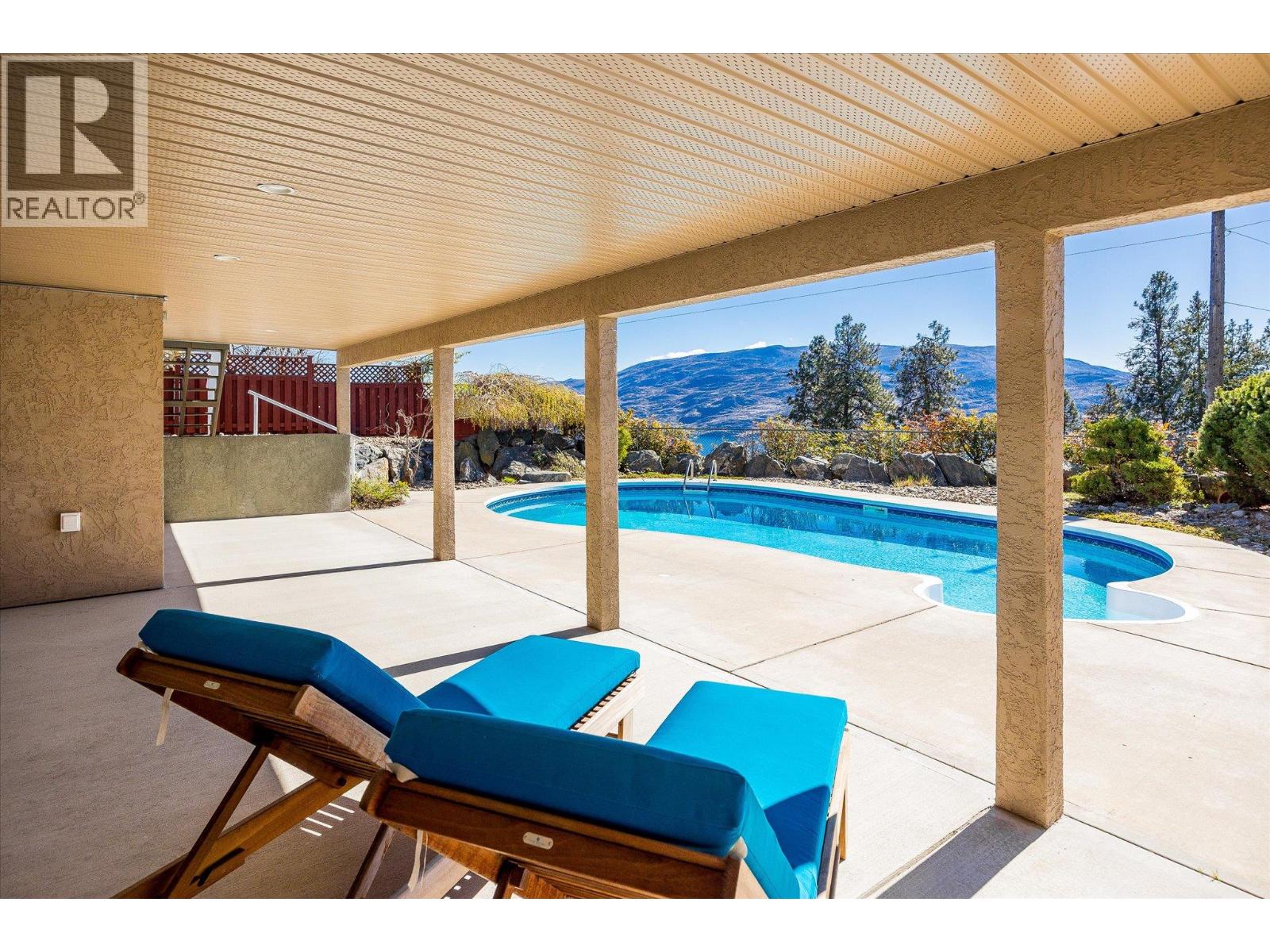 6157 Gillam Crescent, Peachland