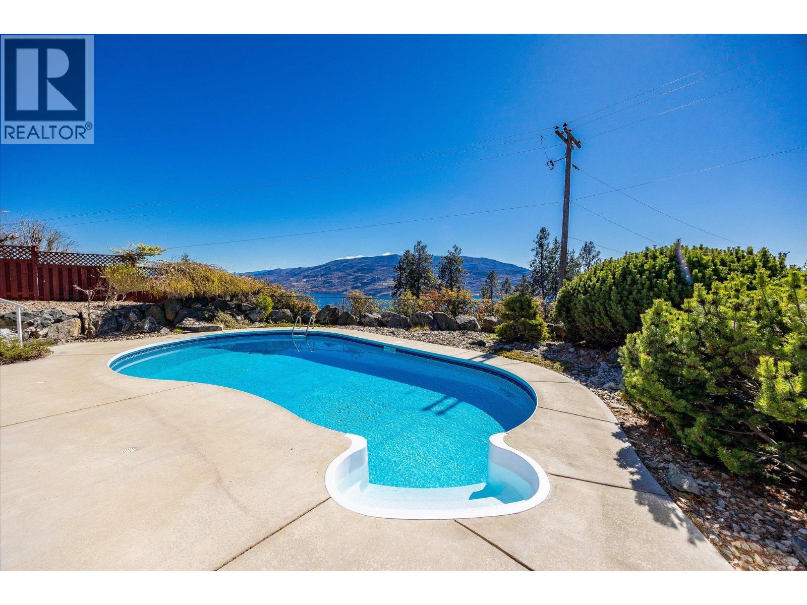 6157 Gillam Crescent, Peachland