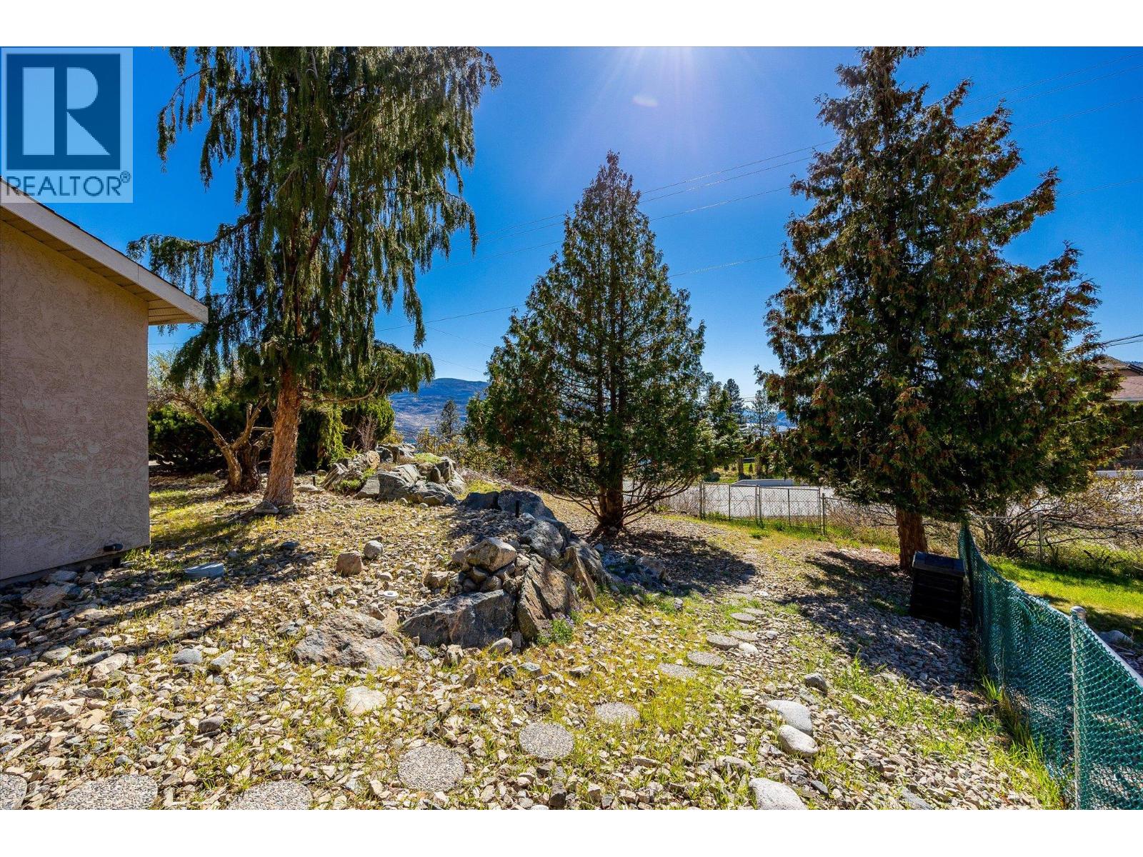 6157 Gillam Crescent, Peachland