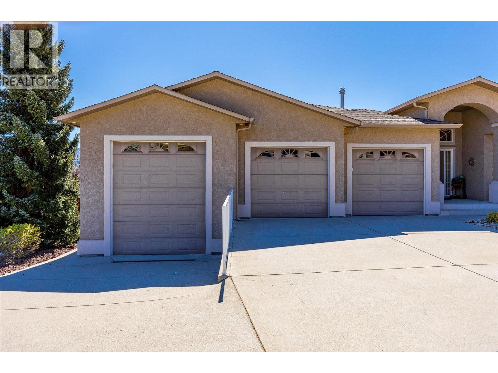 6157 Gillam Crescent, Peachland