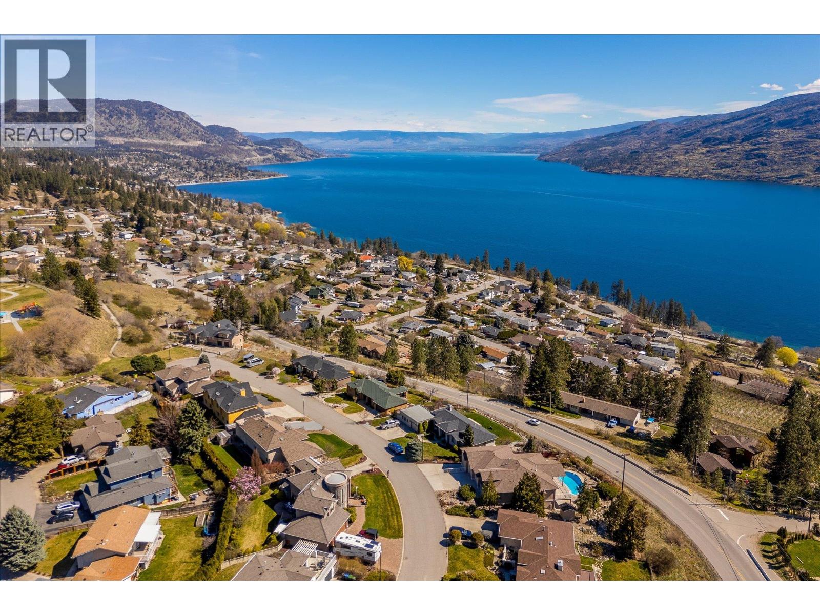 6157 Gillam Crescent, Peachland