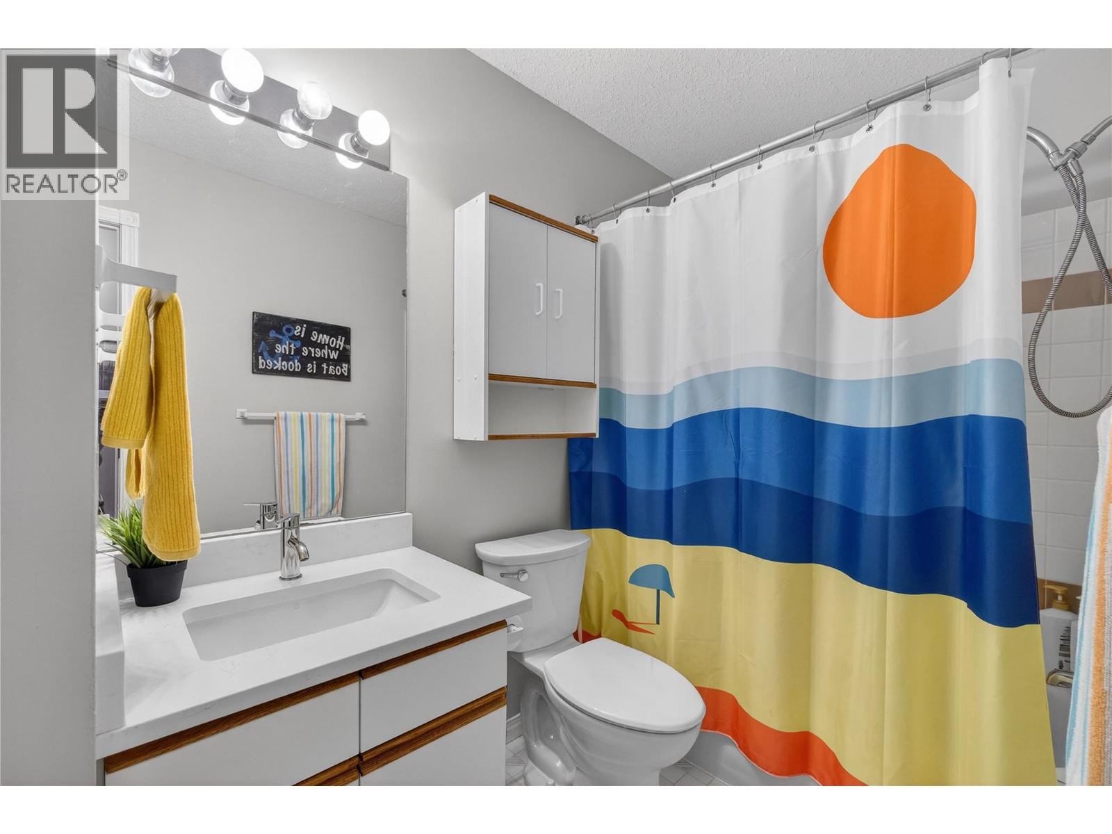 15 505 Poage Avenue, Sicamous