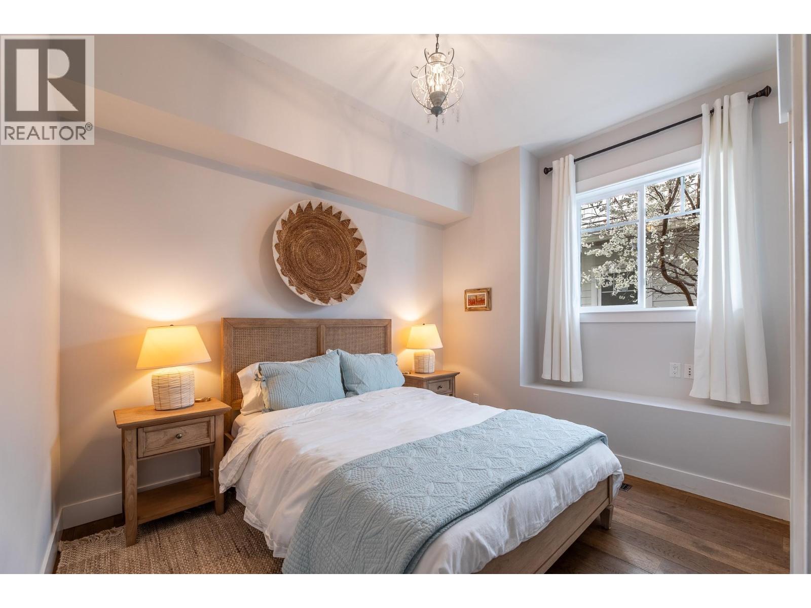 15419 Lakeshore Drive N Unit# 11, Summerland