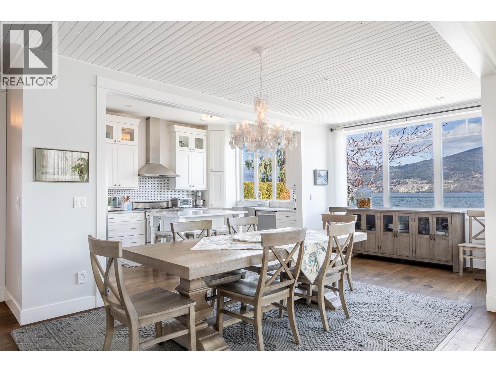 15419 Lakeshore Drive N Unit# 11, Summerland