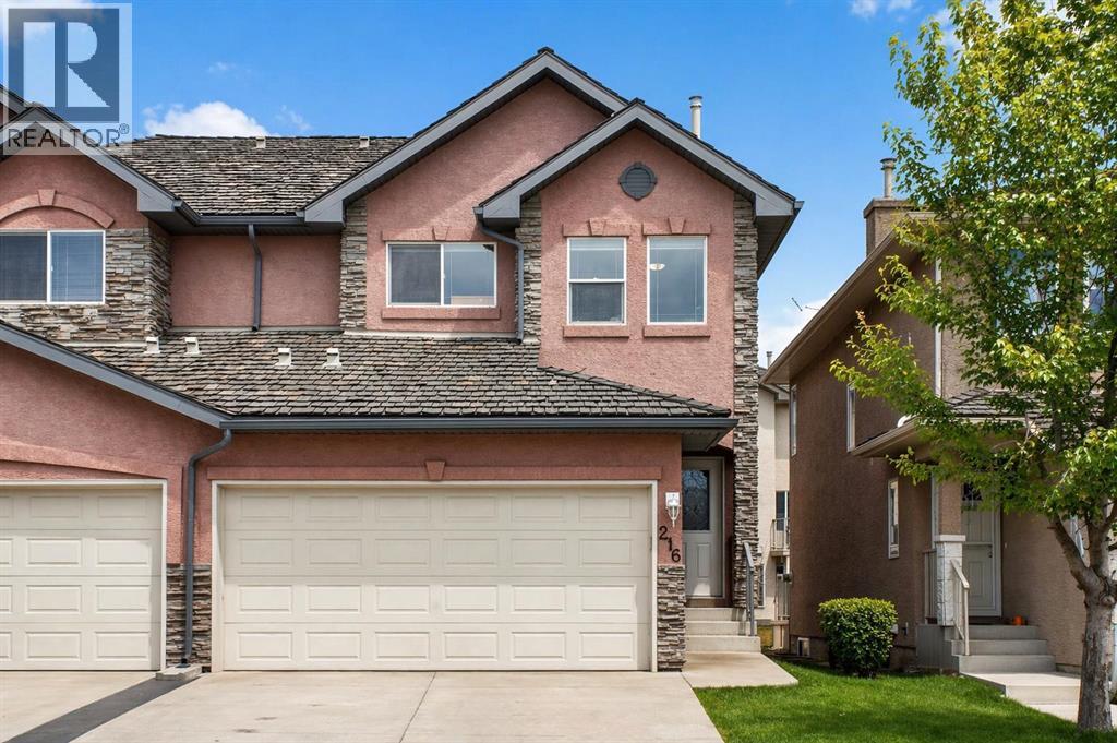 Single Family House for Sale in  Royal Crest View NW Royal Oak Calgary 