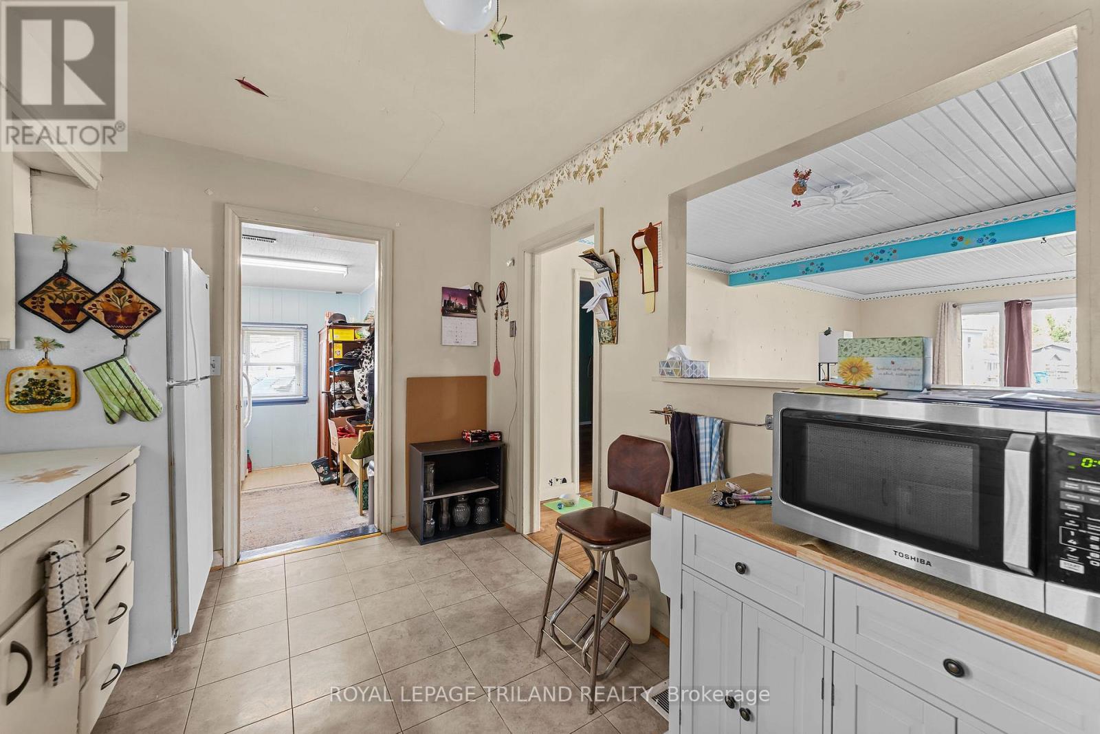 22929 HAGERTY ROAD Property Photo