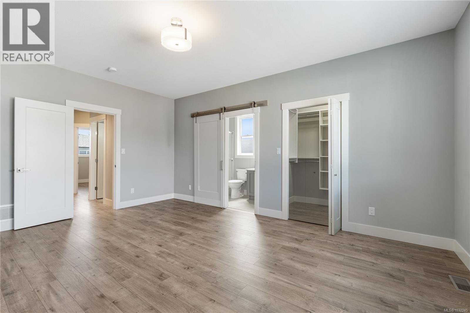 994 DOUGLAS AVE - 37